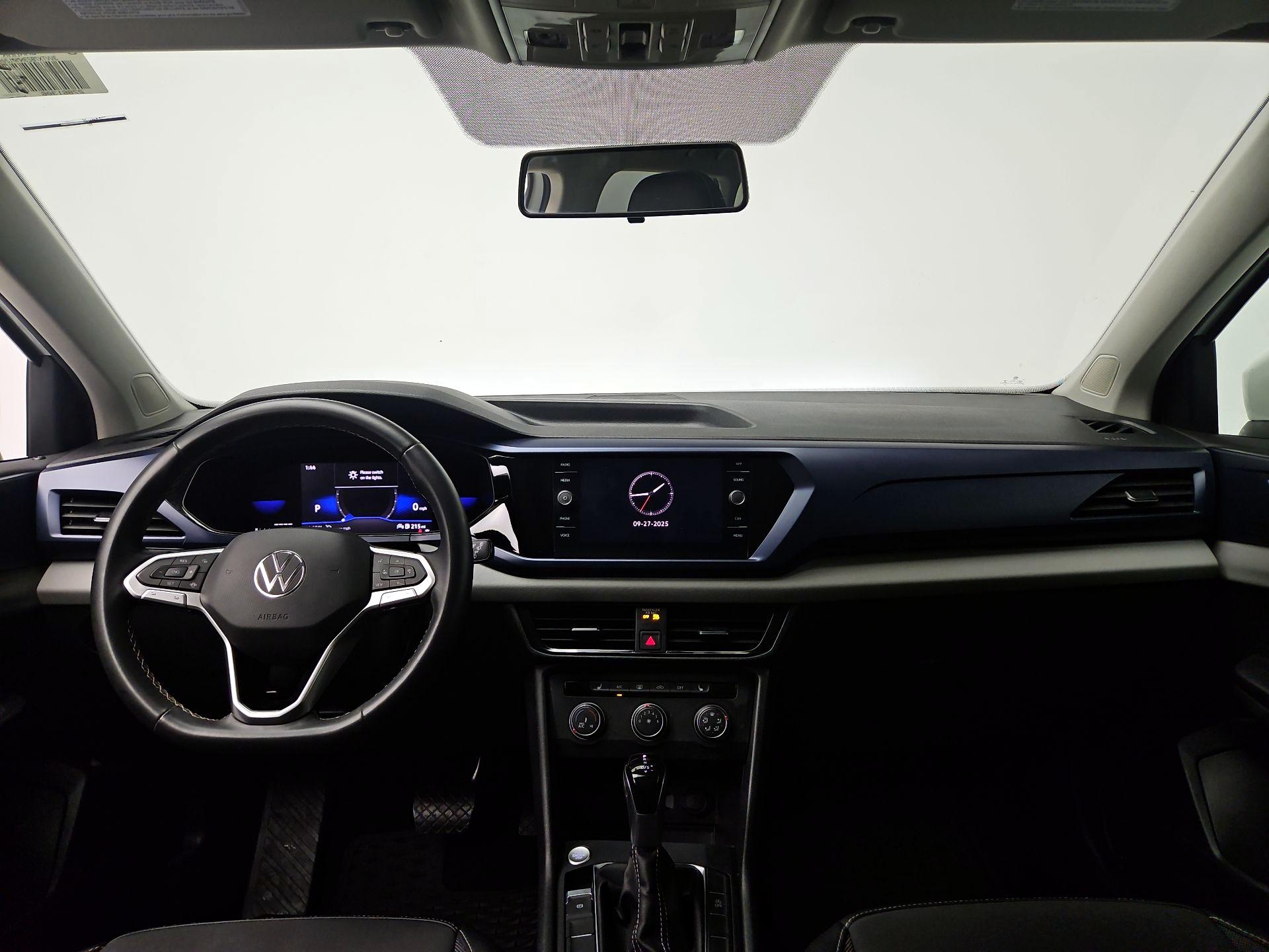 Thumbnail: 2022 Volkswagen Taos - 9