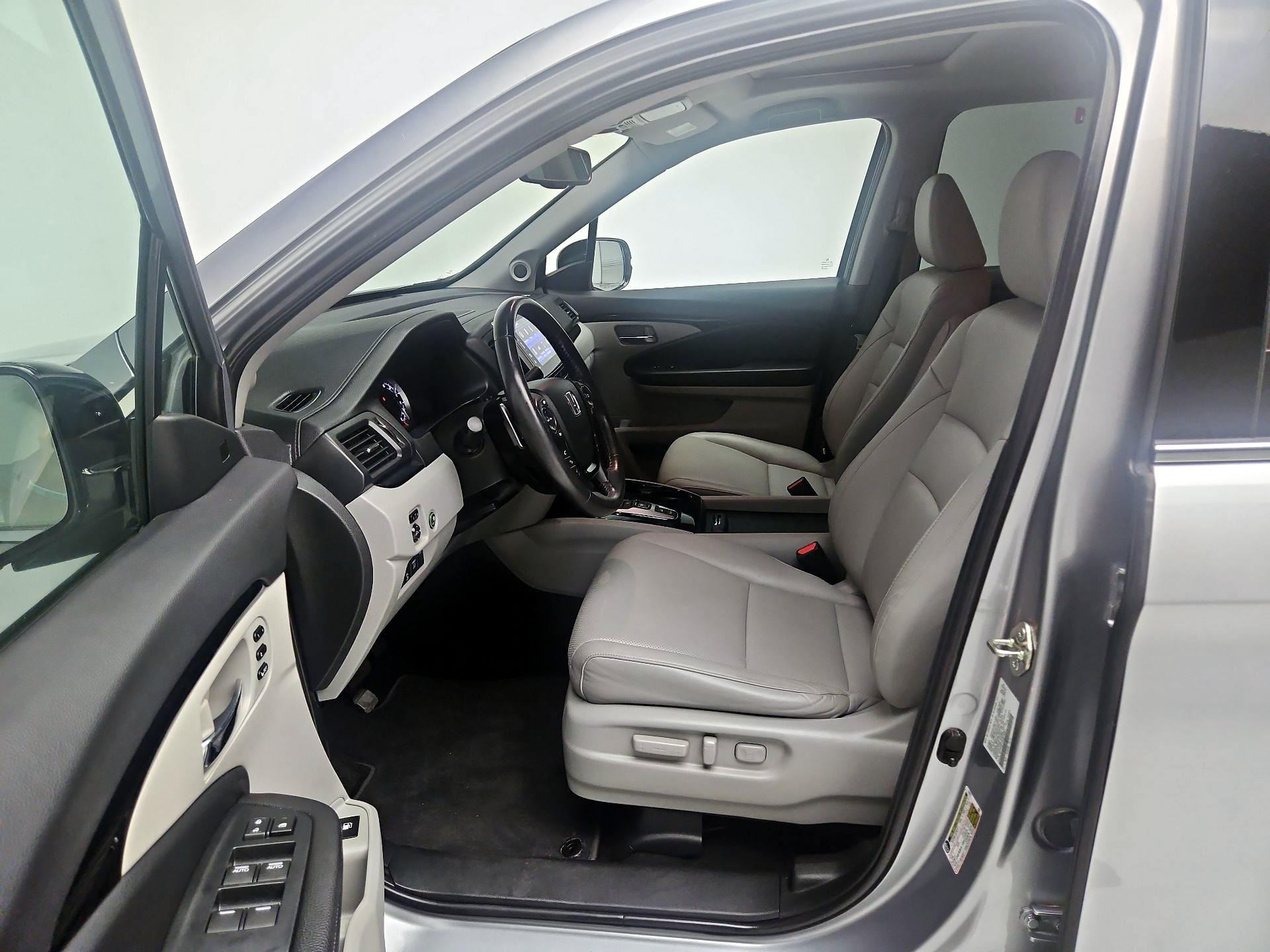 Thumbnail: 2020 Honda Ridgeline - 11