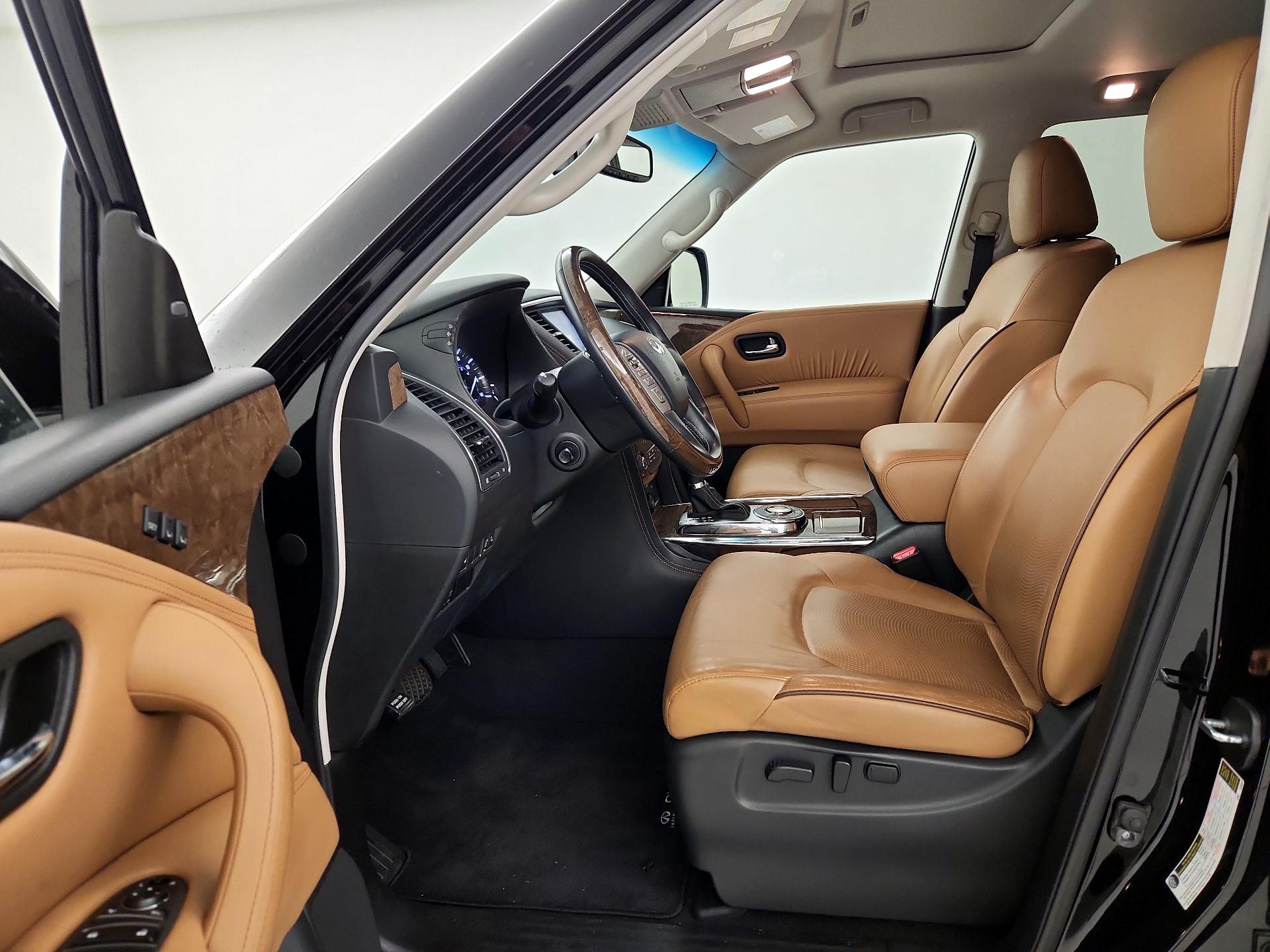 Thumbnail: 2017 INFINITI QX80 - 11
