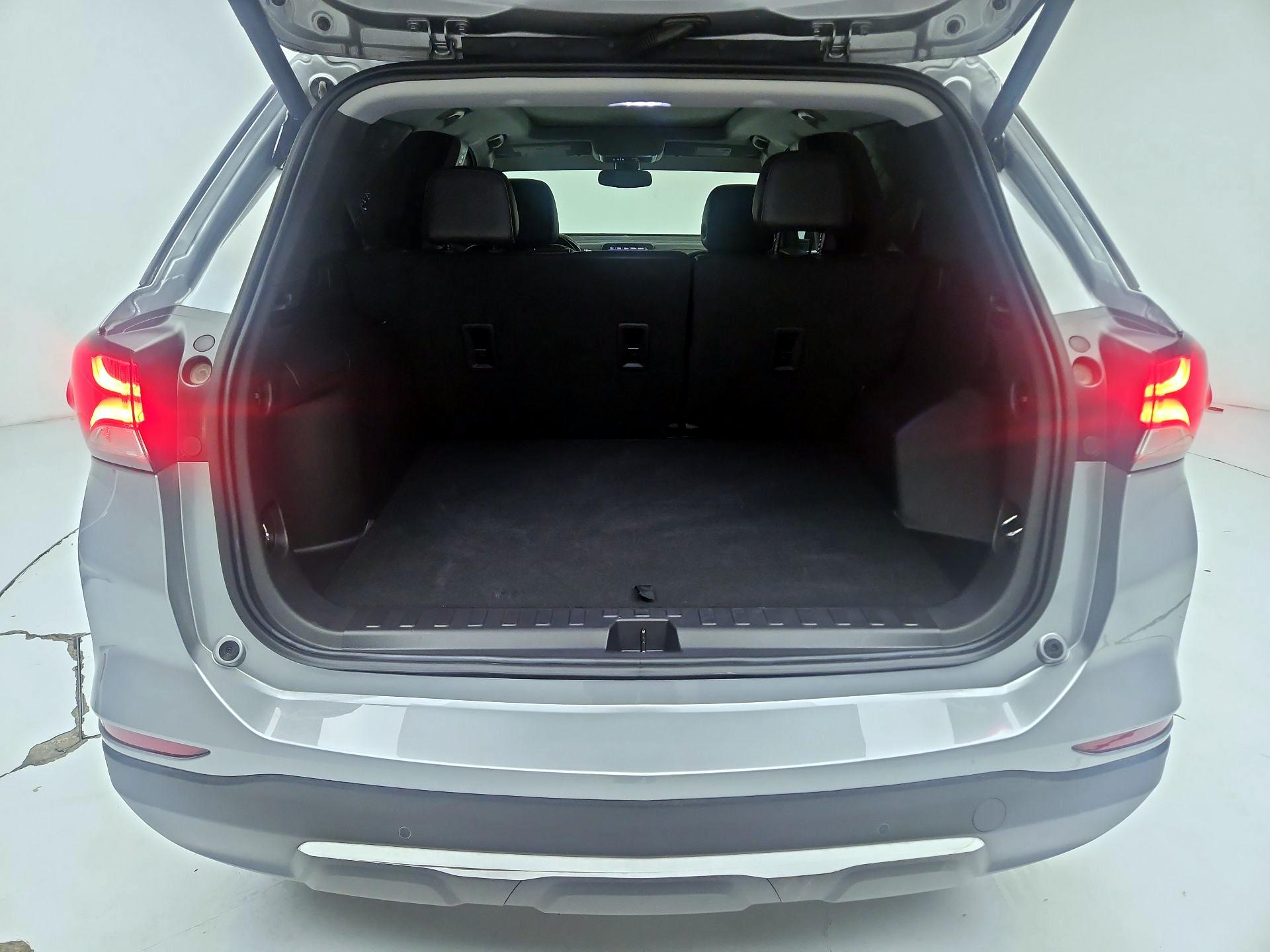Thumbnail: 2024 Chevrolet Equinox - 20