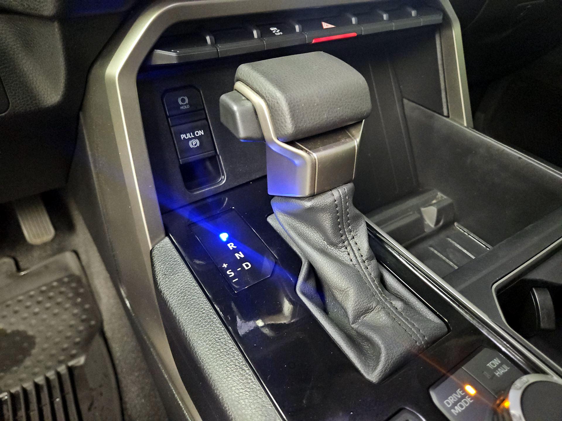 Thumbnail: 2022 Toyota Tundra - 17