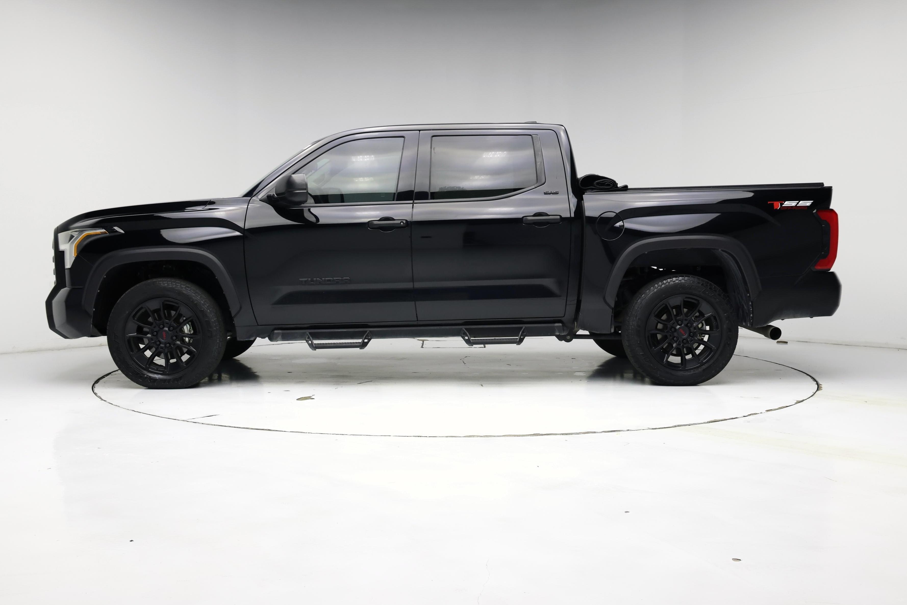Thumbnail: 2022 Toyota Tundra - 3