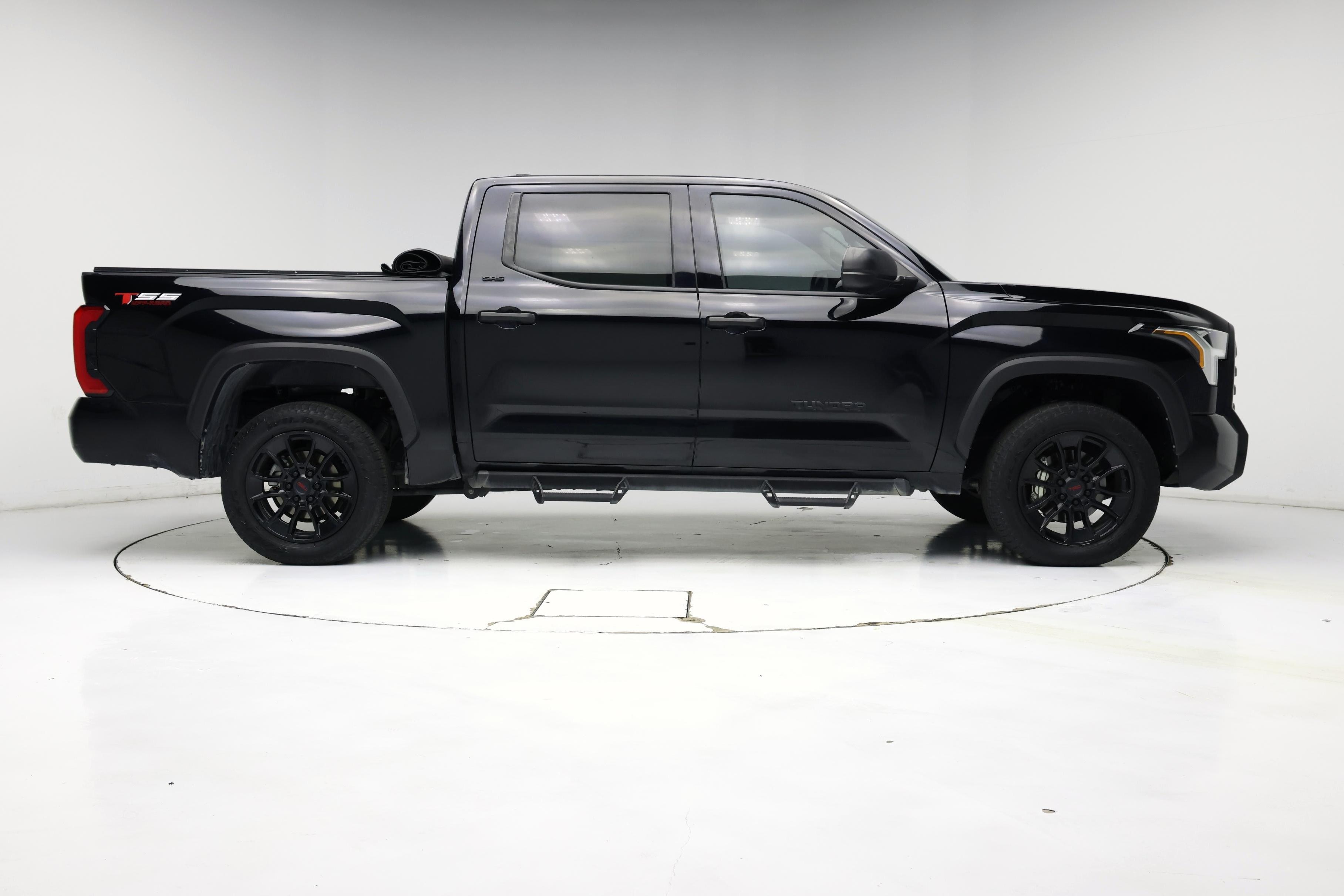 Thumbnail: 2022 Toyota Tundra - 7