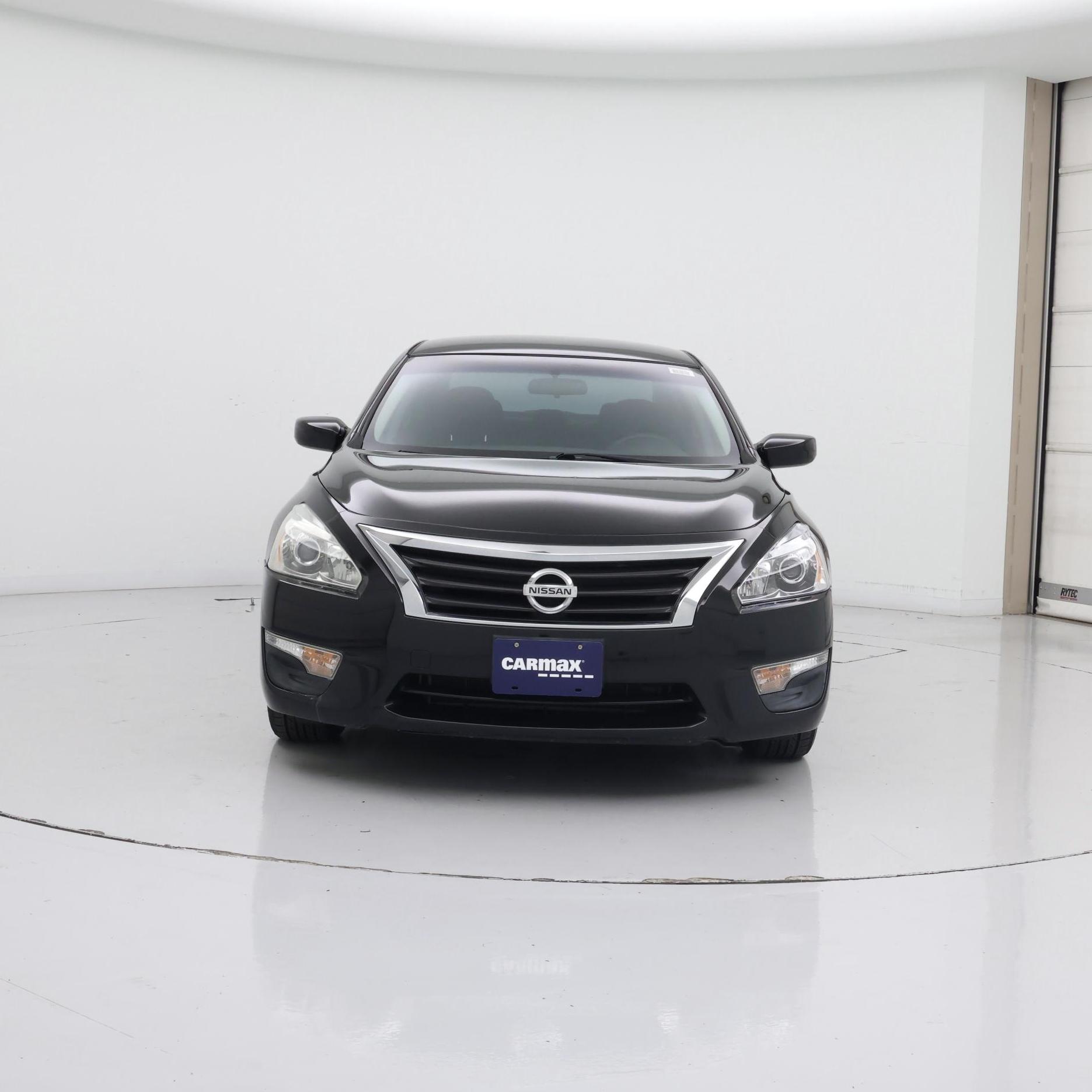 Thumbnail: 2015 Nissan Altima - 5