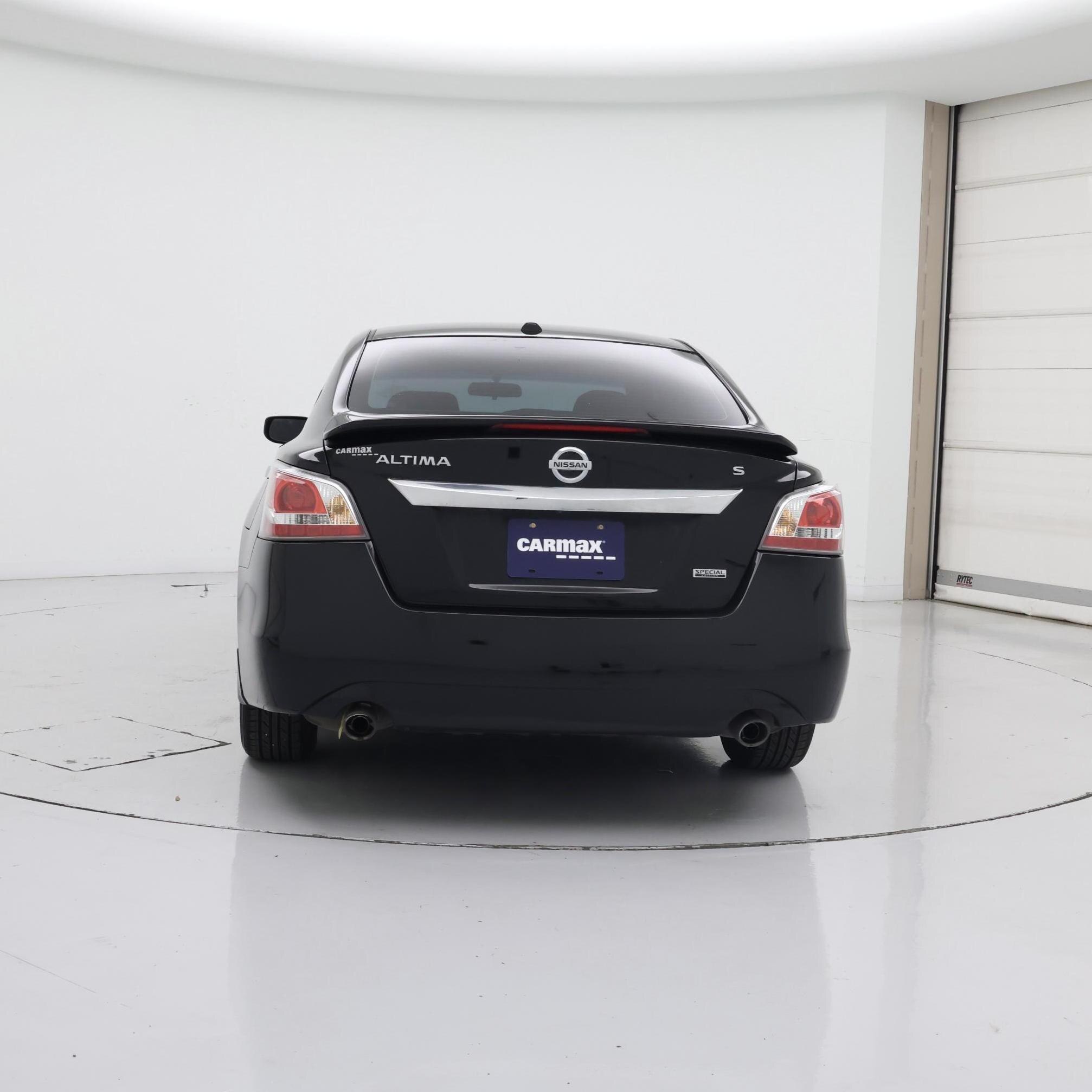 Thumbnail: 2015 Nissan Altima - 6