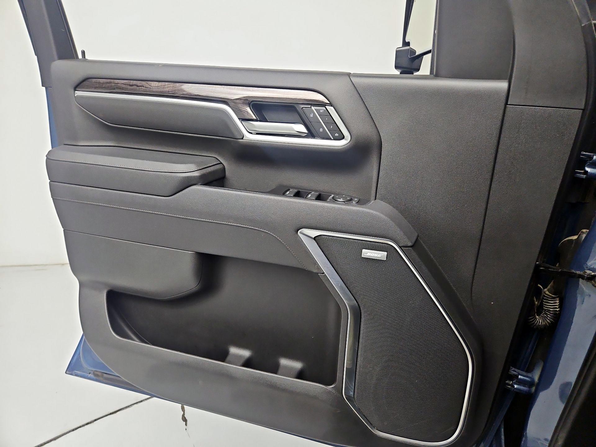 Thumbnail: 2025 Chevrolet Silverado 2500 - 12