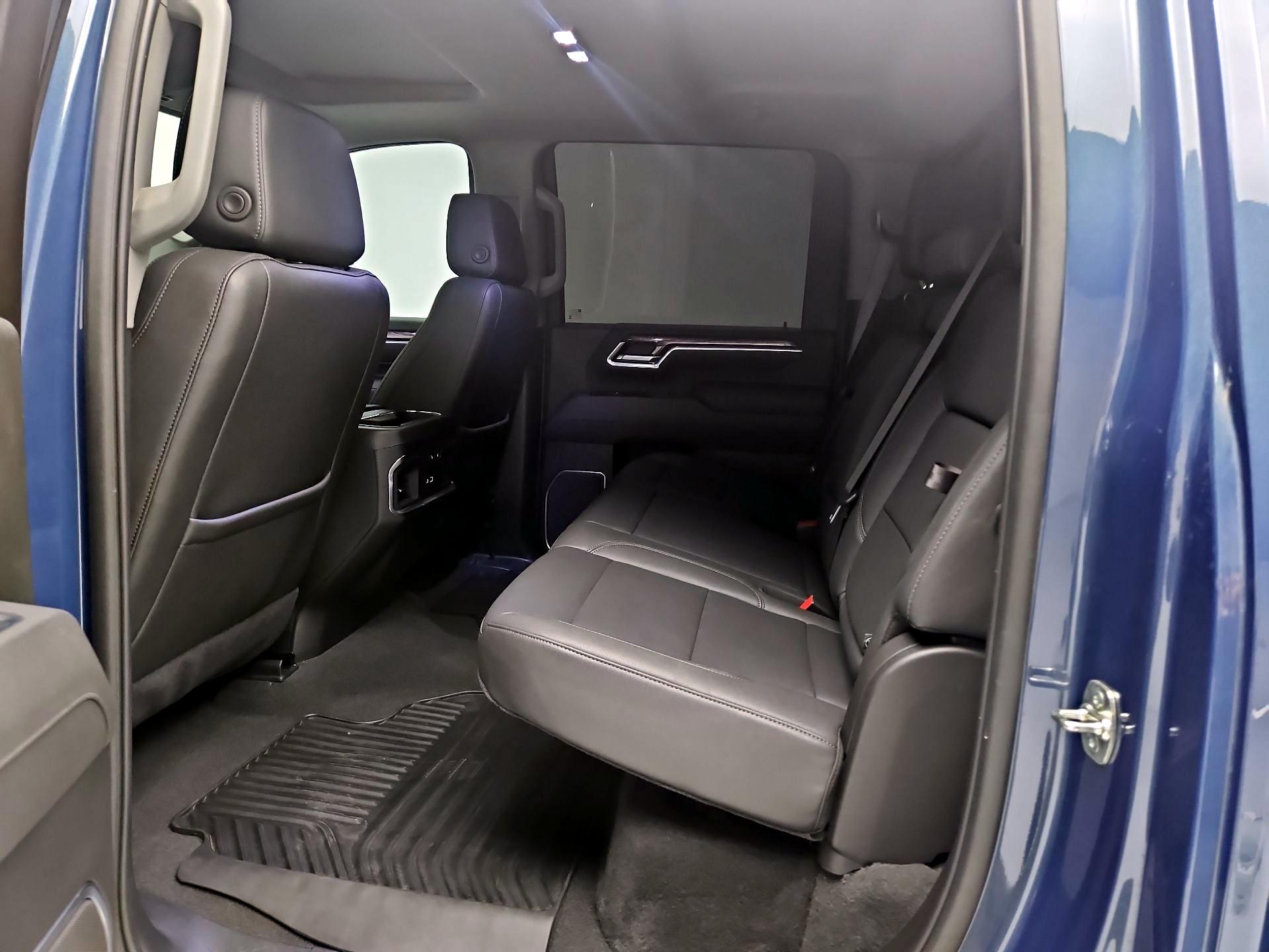 Thumbnail: 2025 Chevrolet Silverado 2500 - 20