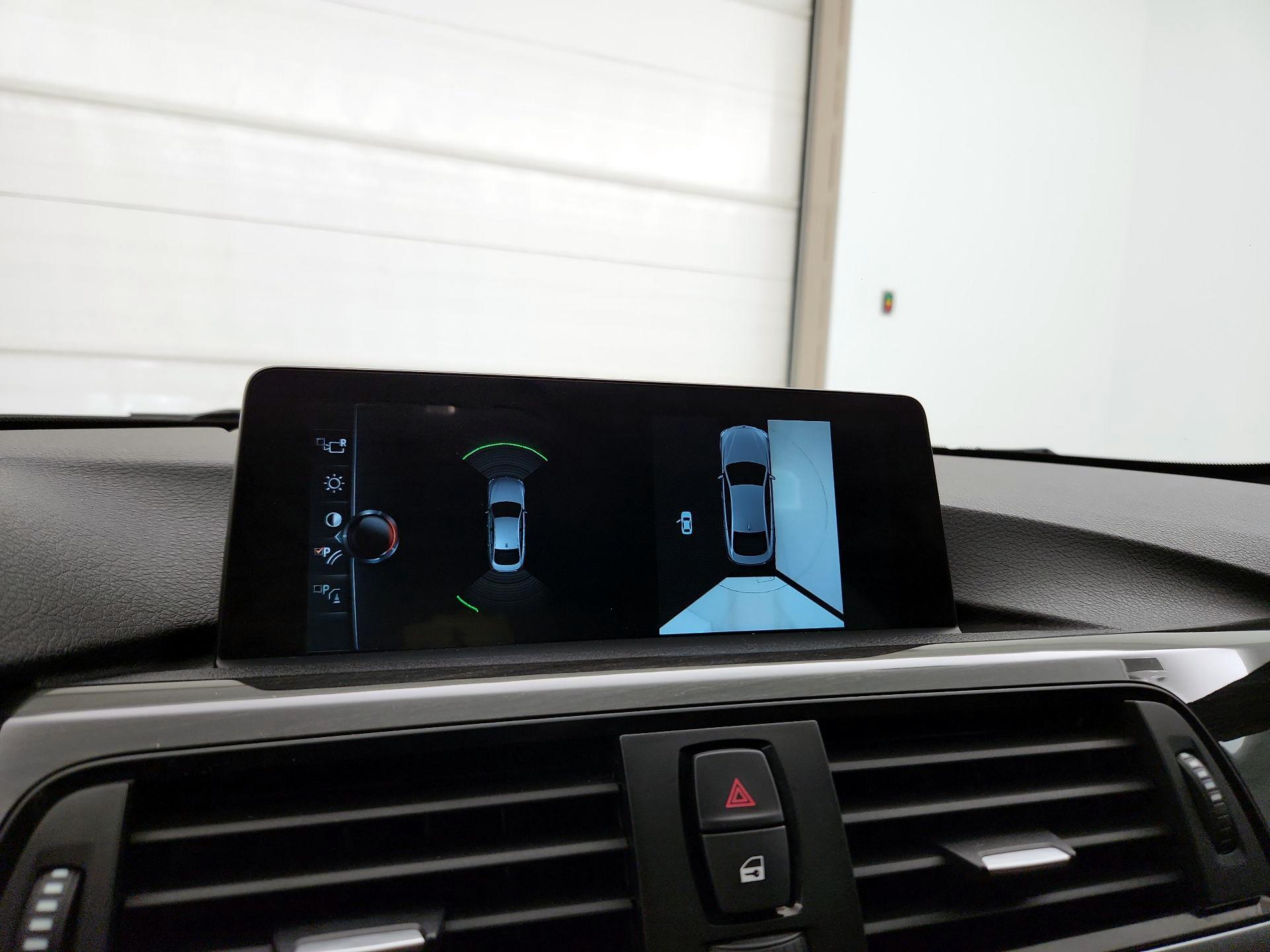 Thumbnail: 2017 BMW 4 Series - 15