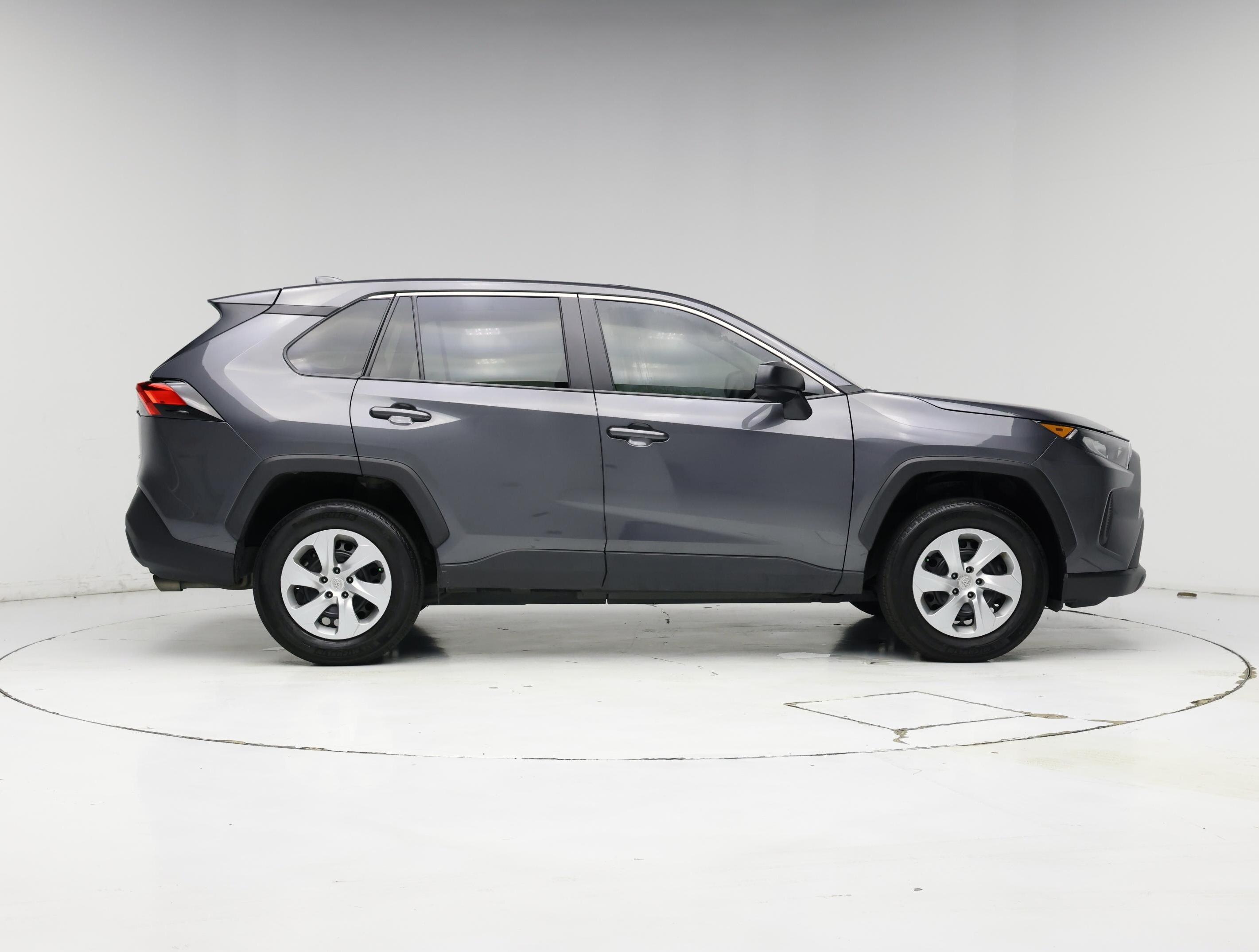 Thumbnail: 2022 Toyota RAV4 - 7