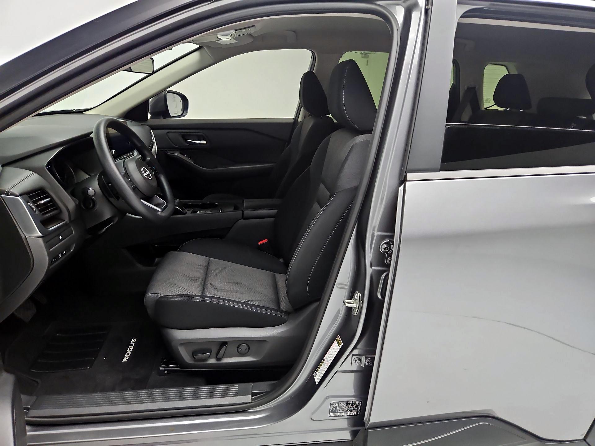 Thumbnail: 2024 Nissan Rogue - 11