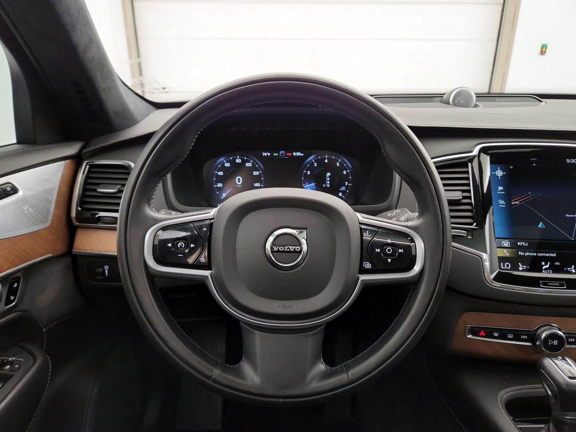 Thumbnail: 2020 Volvo XC90 - 10
