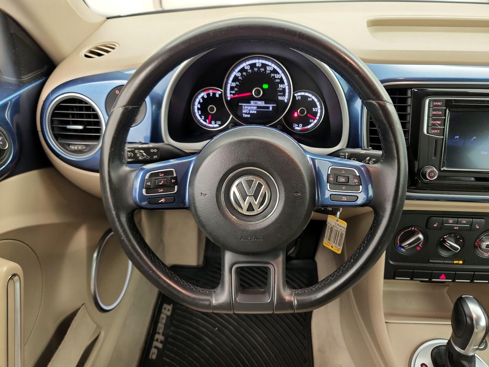 Thumbnail: 2016 Volkswagen Beetle - 10
