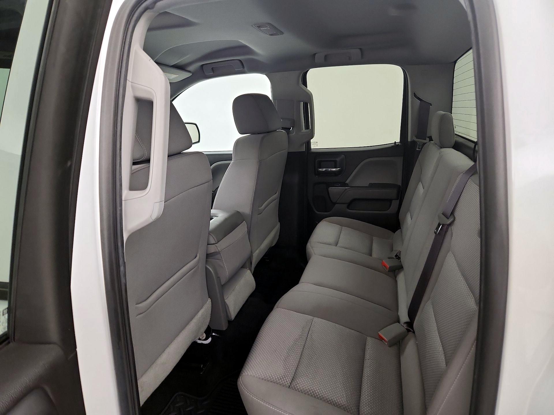 Thumbnail: 2017 Chevrolet Silverado 1500 - 19