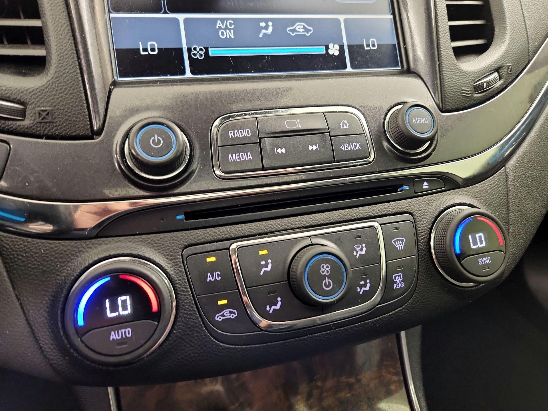 Thumbnail: 2015 Chevrolet Impala - 16