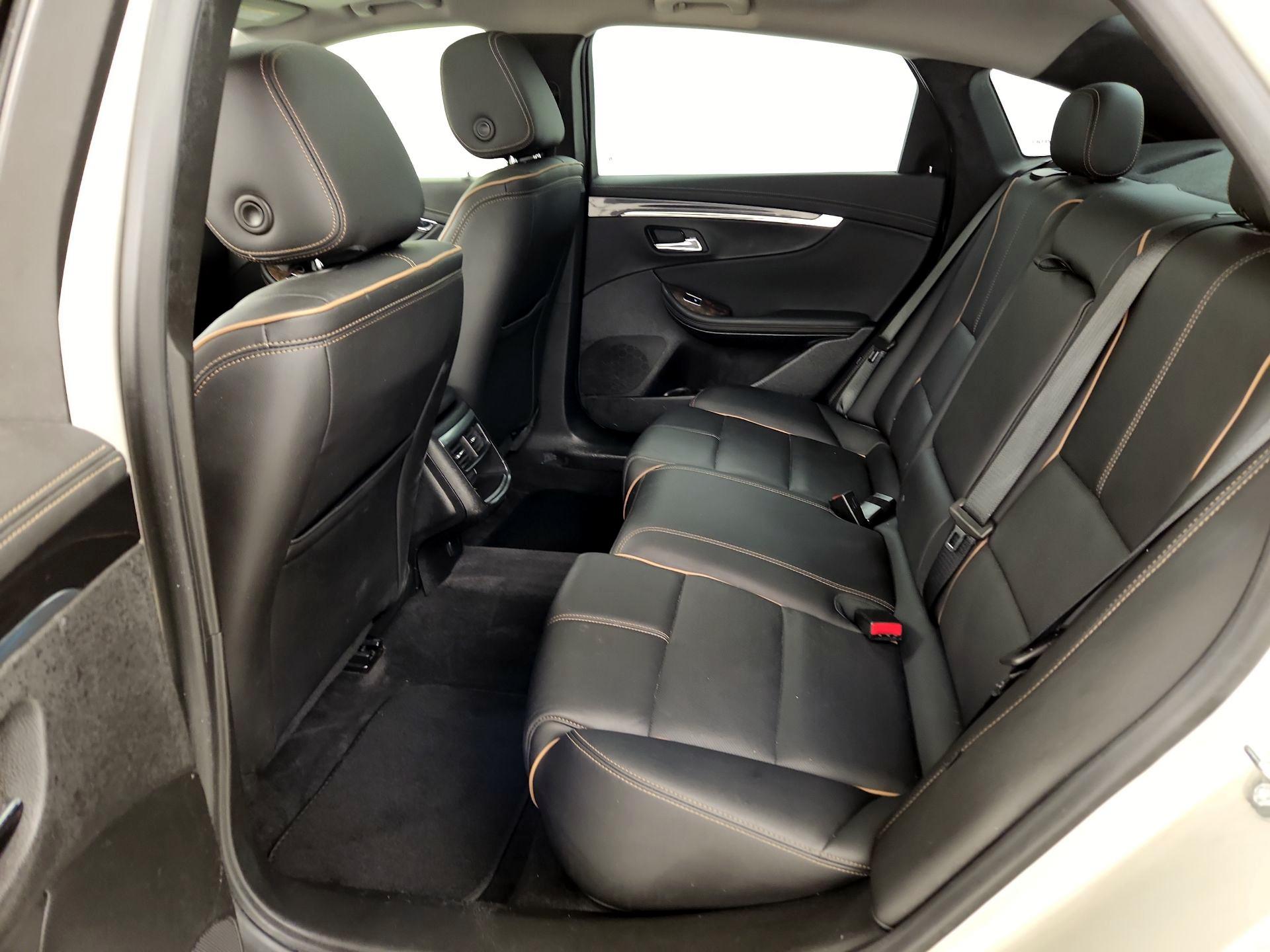 Thumbnail: 2015 Chevrolet Impala - 20