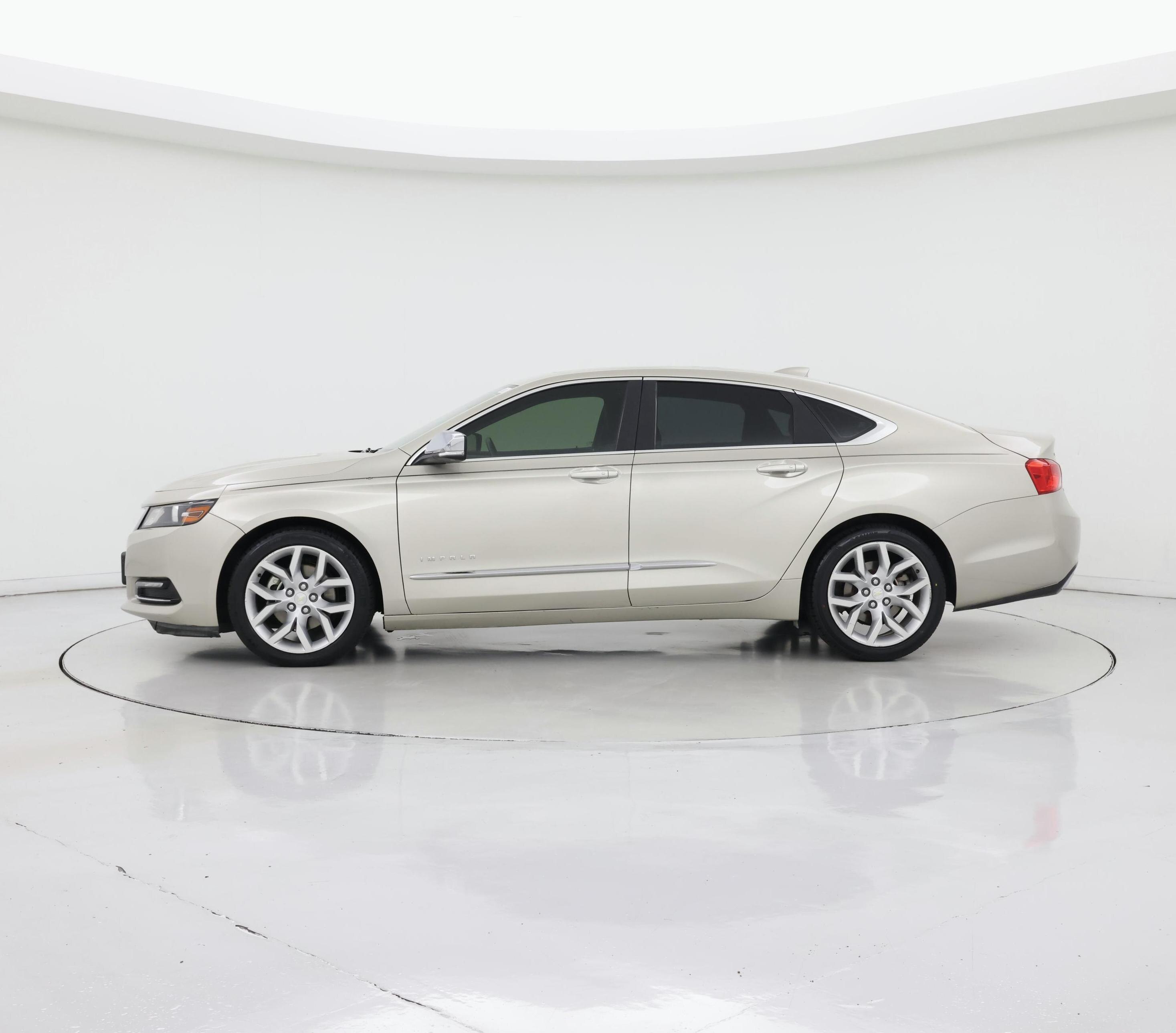 Thumbnail: 2015 Chevrolet Impala - 3
