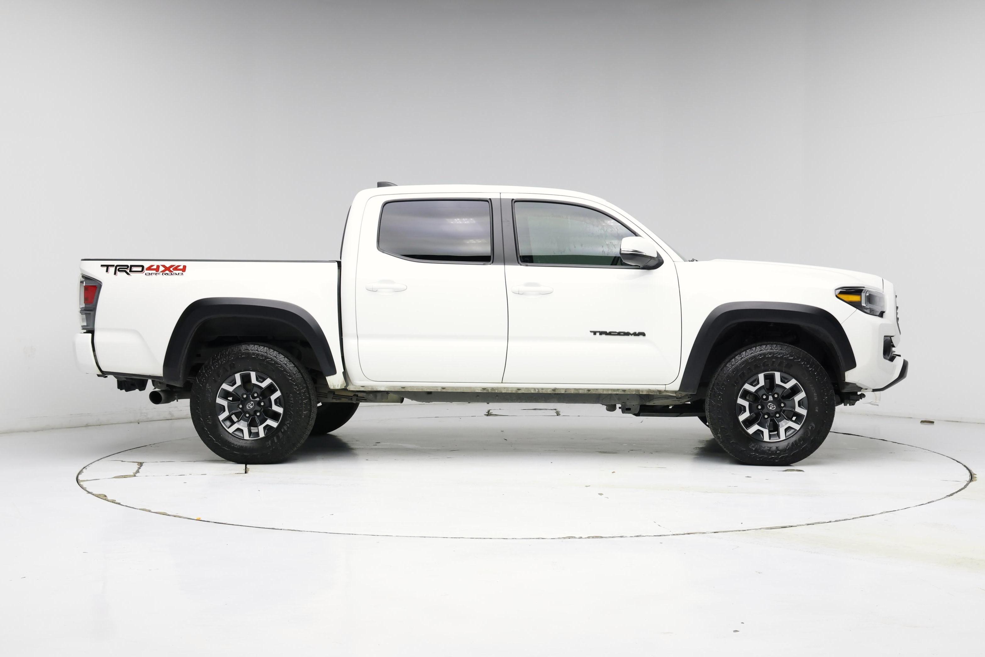 Thumbnail: 2023 Toyota Tacoma - 7