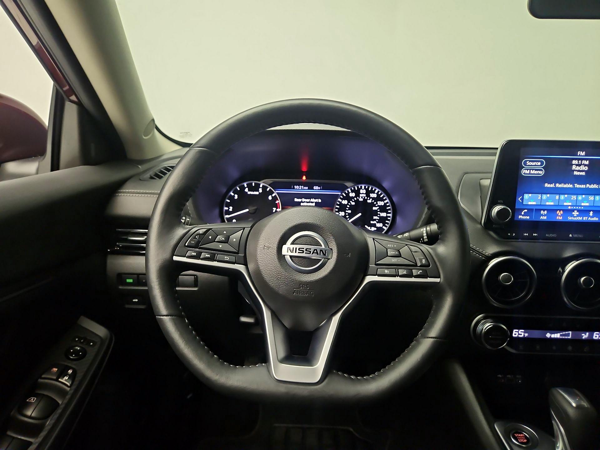 Thumbnail: 2022 Nissan Sentra - 10