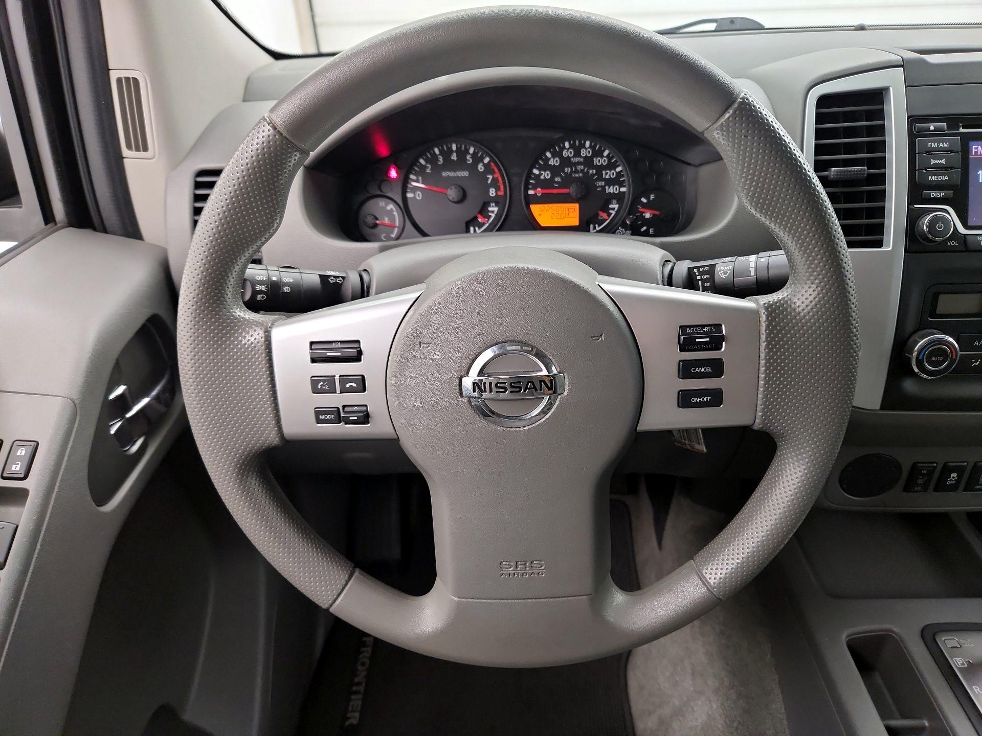 Thumbnail: 2015 Nissan Frontier - 10