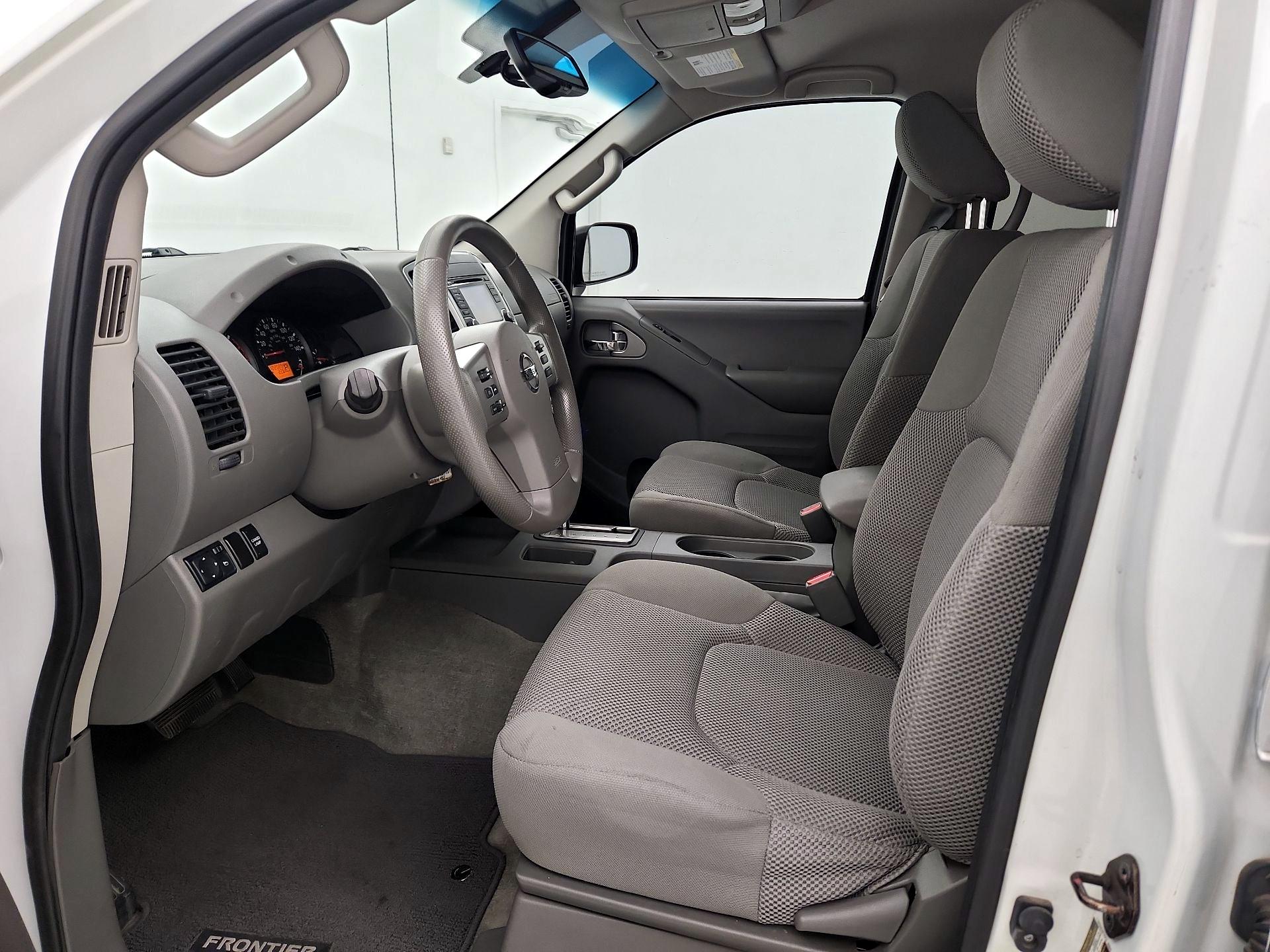 Thumbnail: 2015 Nissan Frontier - 11