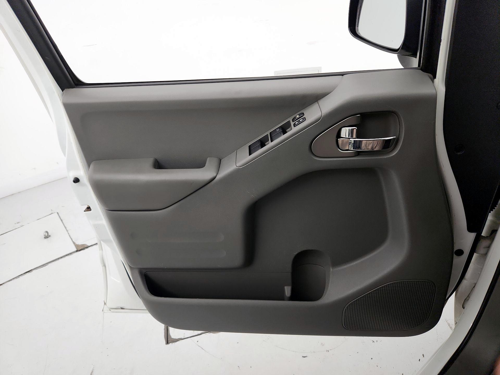 Thumbnail: 2015 Nissan Frontier - 12