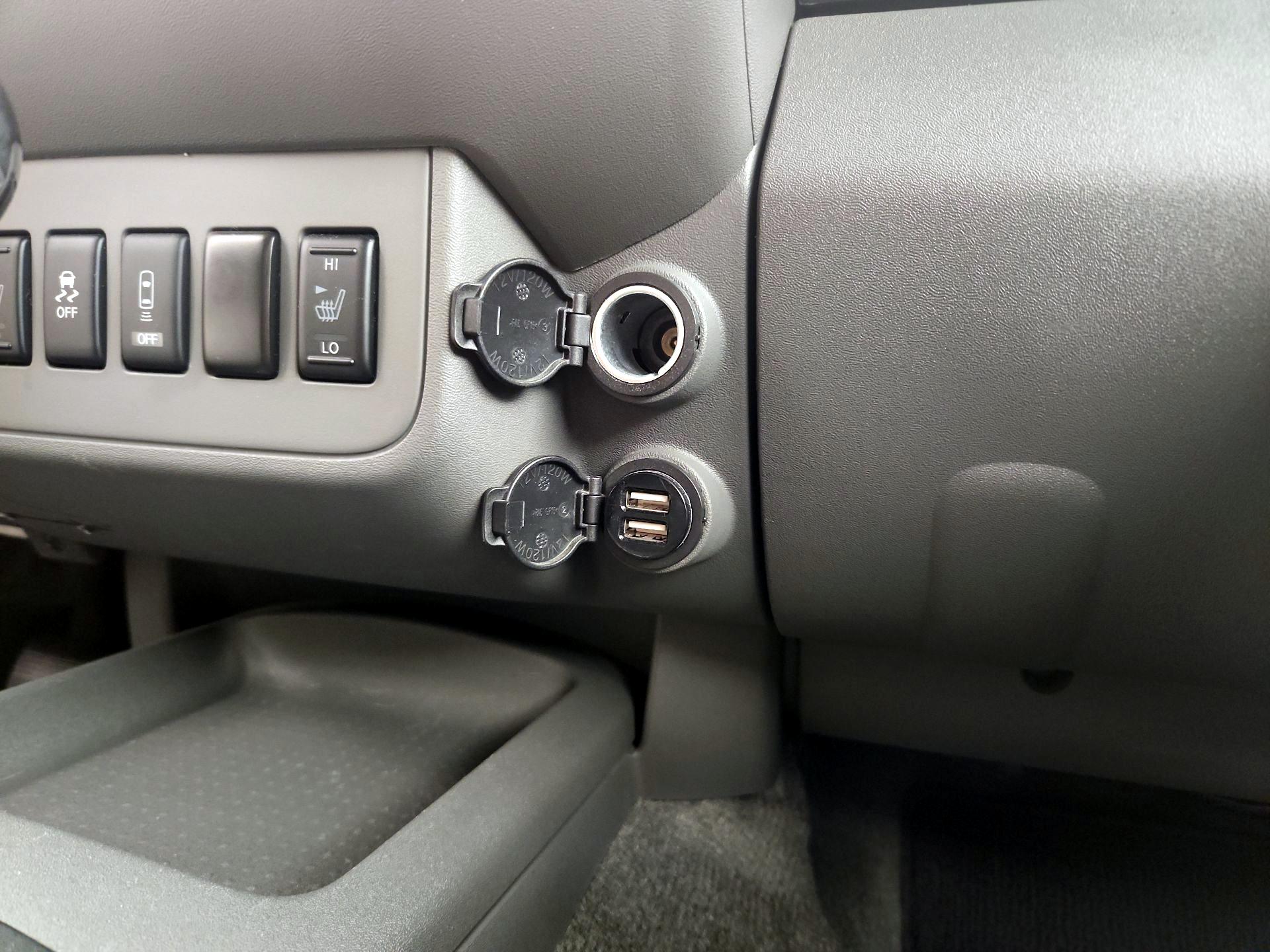 Thumbnail: 2015 Nissan Frontier - 18