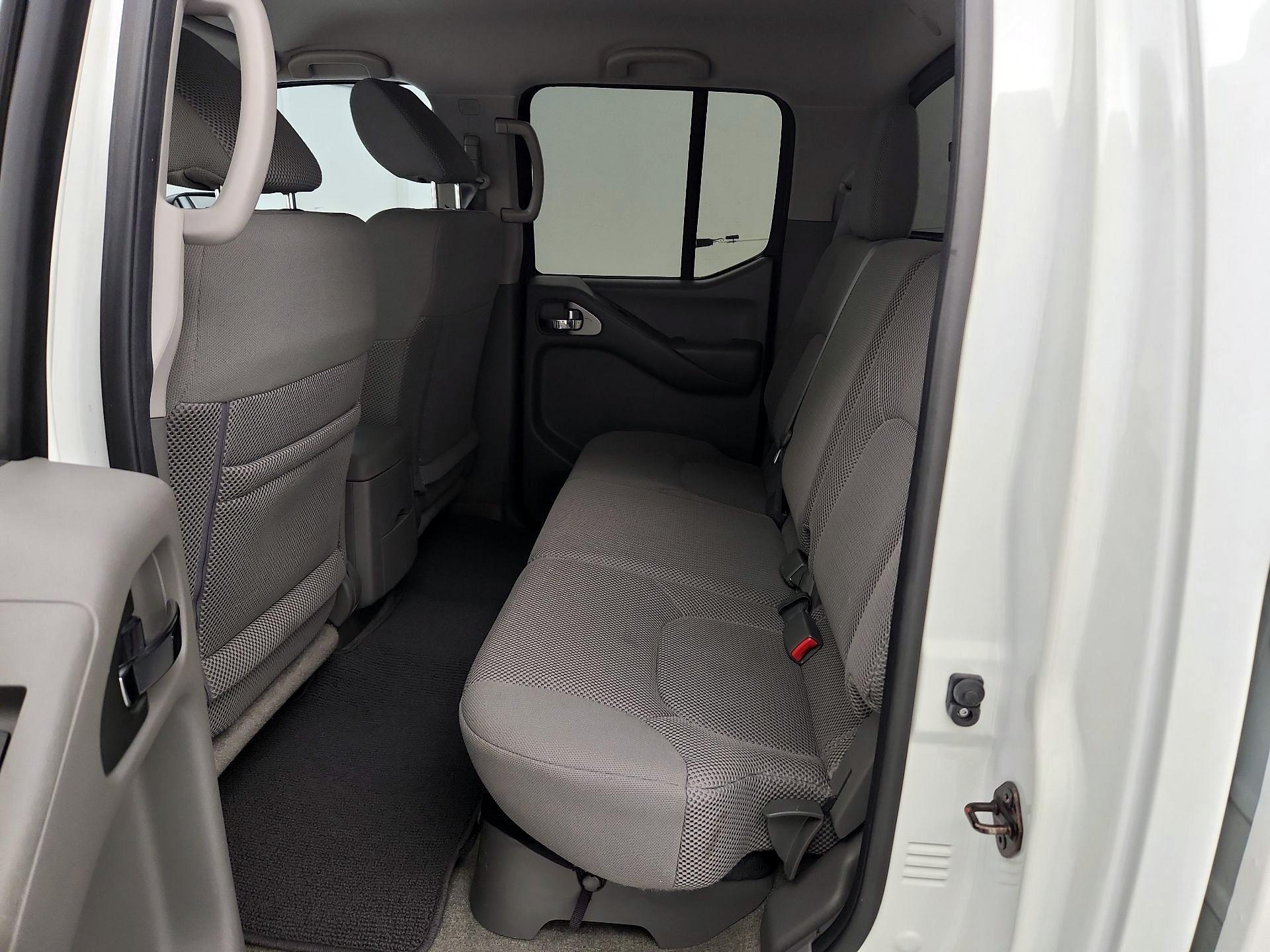 Thumbnail: 2015 Nissan Frontier - 19