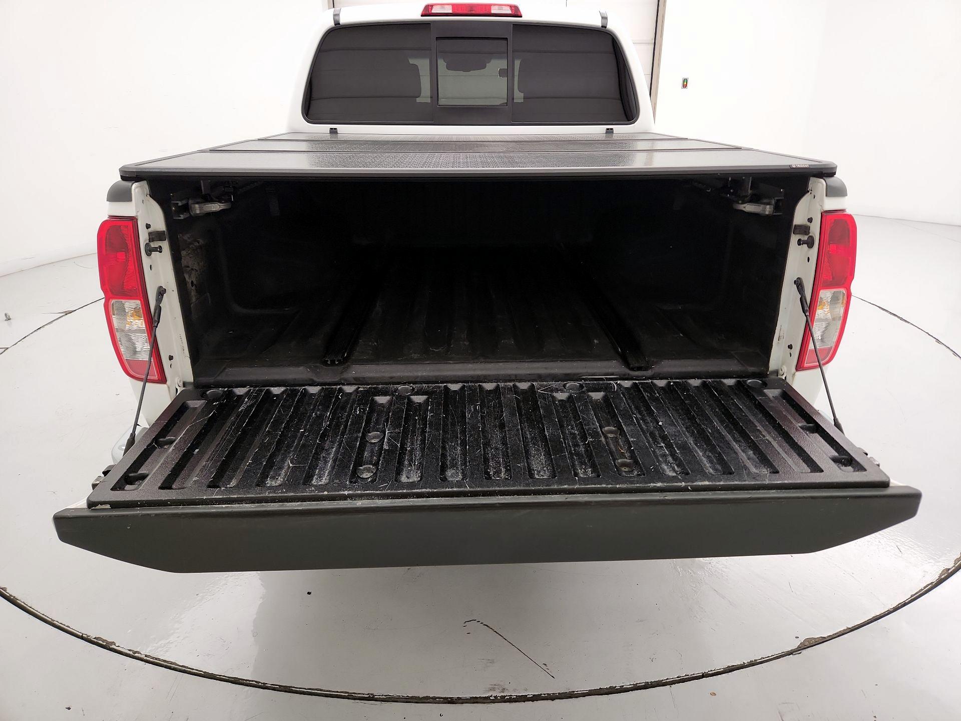 Thumbnail: 2015 Nissan Frontier - 20