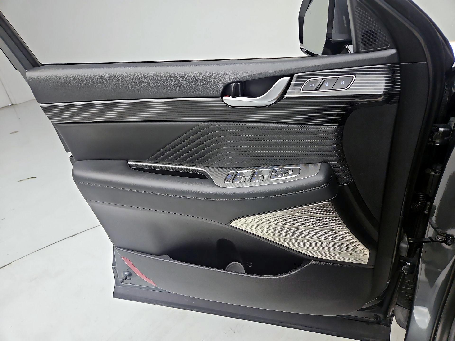 Thumbnail: 2023 Hyundai Palisade - 12