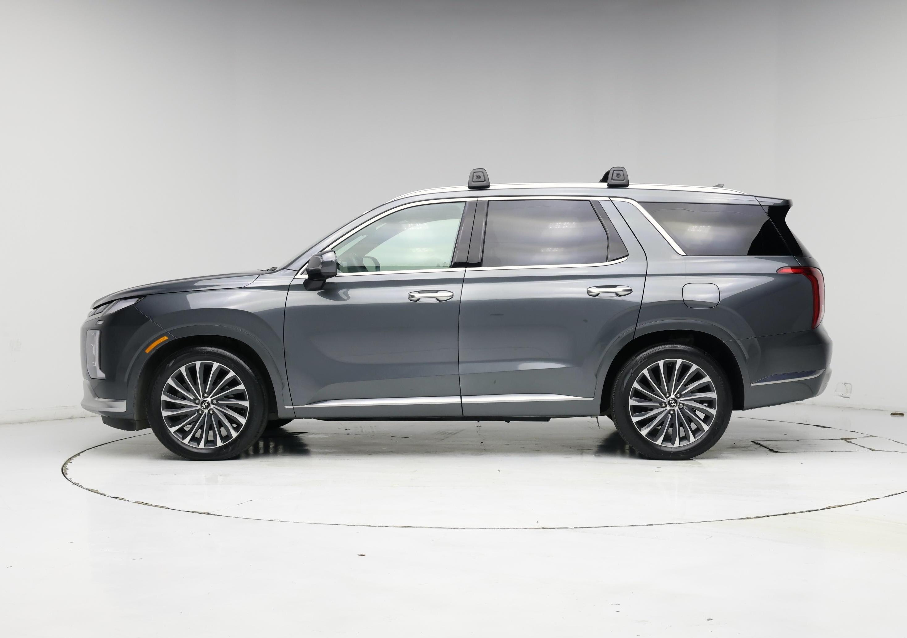 Thumbnail: 2023 Hyundai Palisade - 3