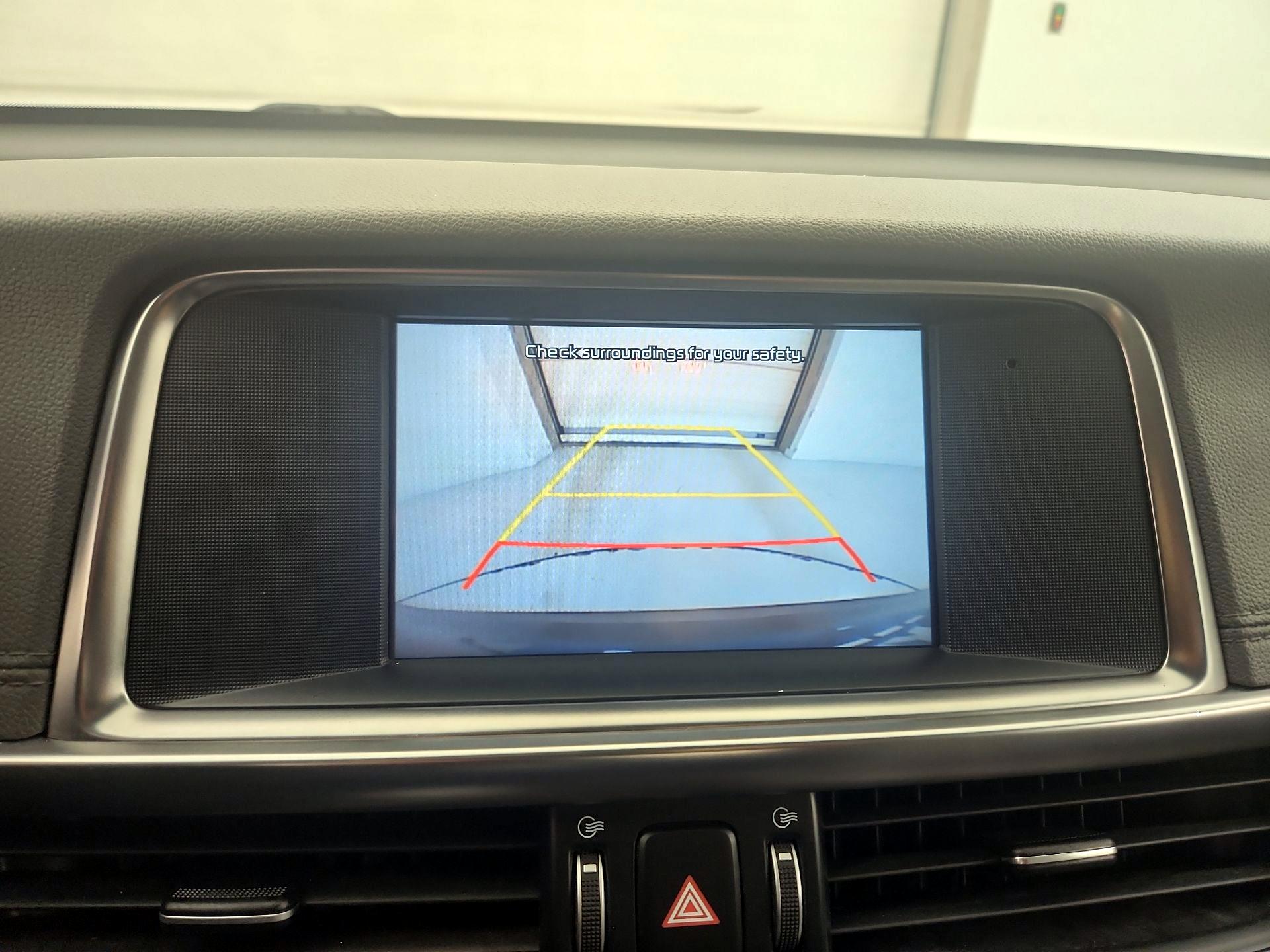 Thumbnail: 2018 Kia Optima - 14