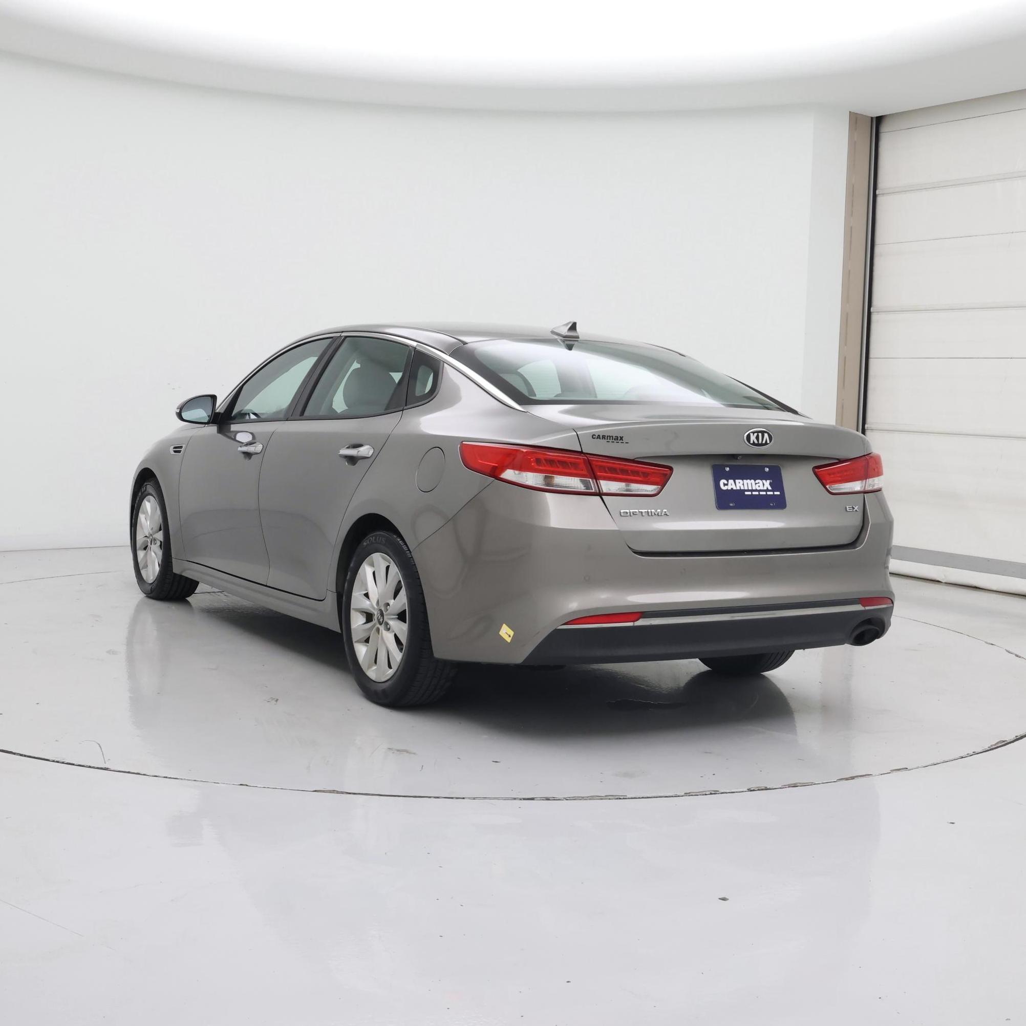 Thumbnail: 2018 Kia Optima - 2