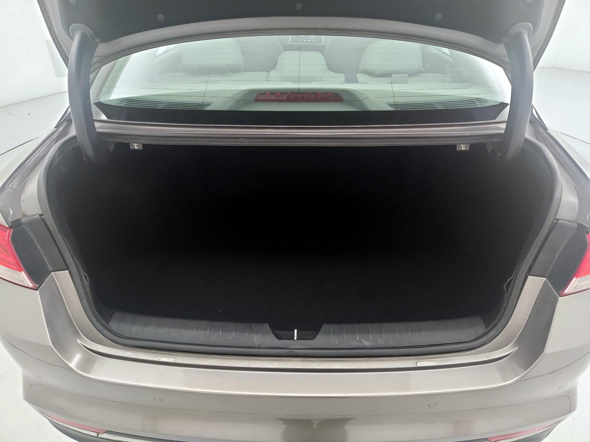 Thumbnail: 2018 Kia Optima - 20