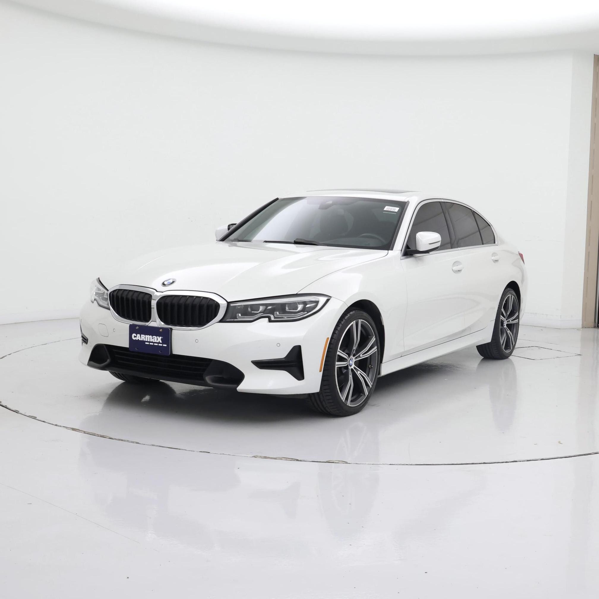 Thumbnail: 2021 BMW 3 Series - 4