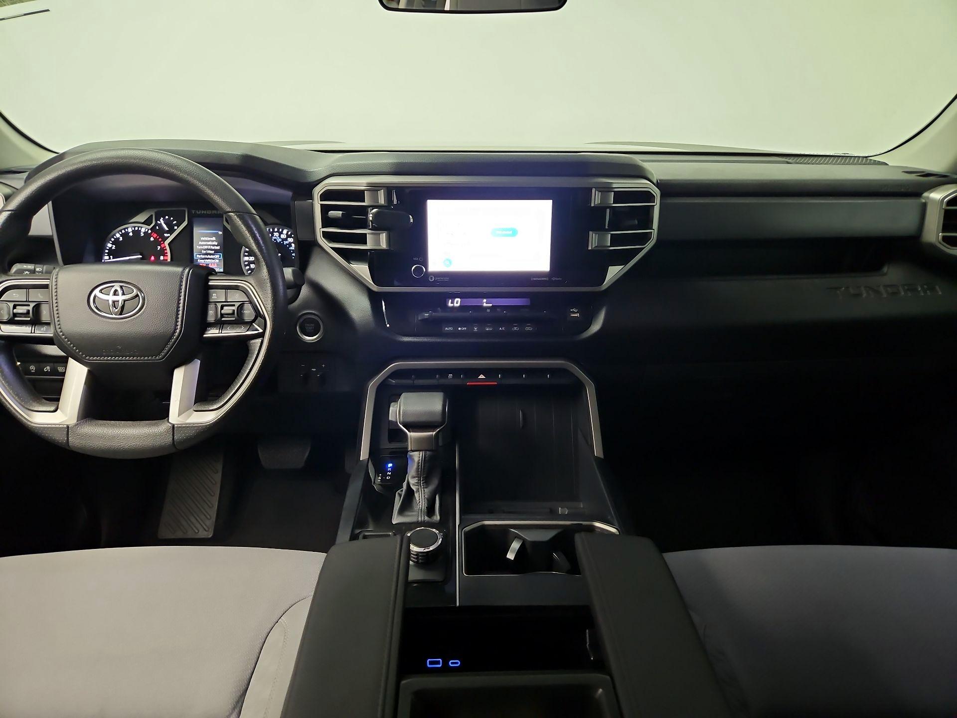 Thumbnail: 2022 Toyota Tundra - 9