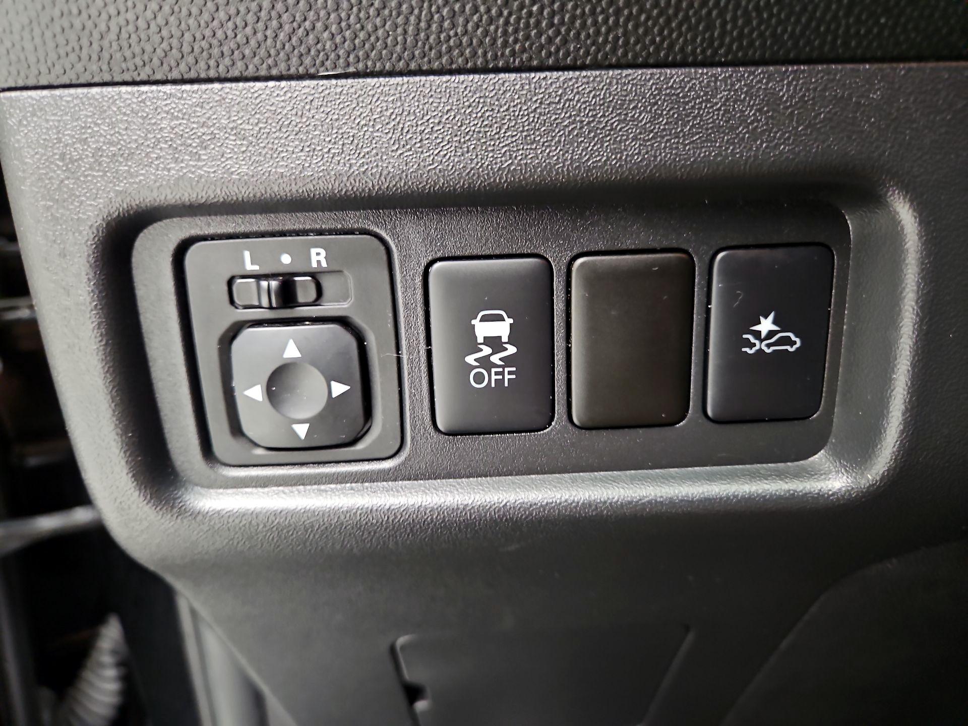 Thumbnail: 2021 Mitsubishi Mirage - 13