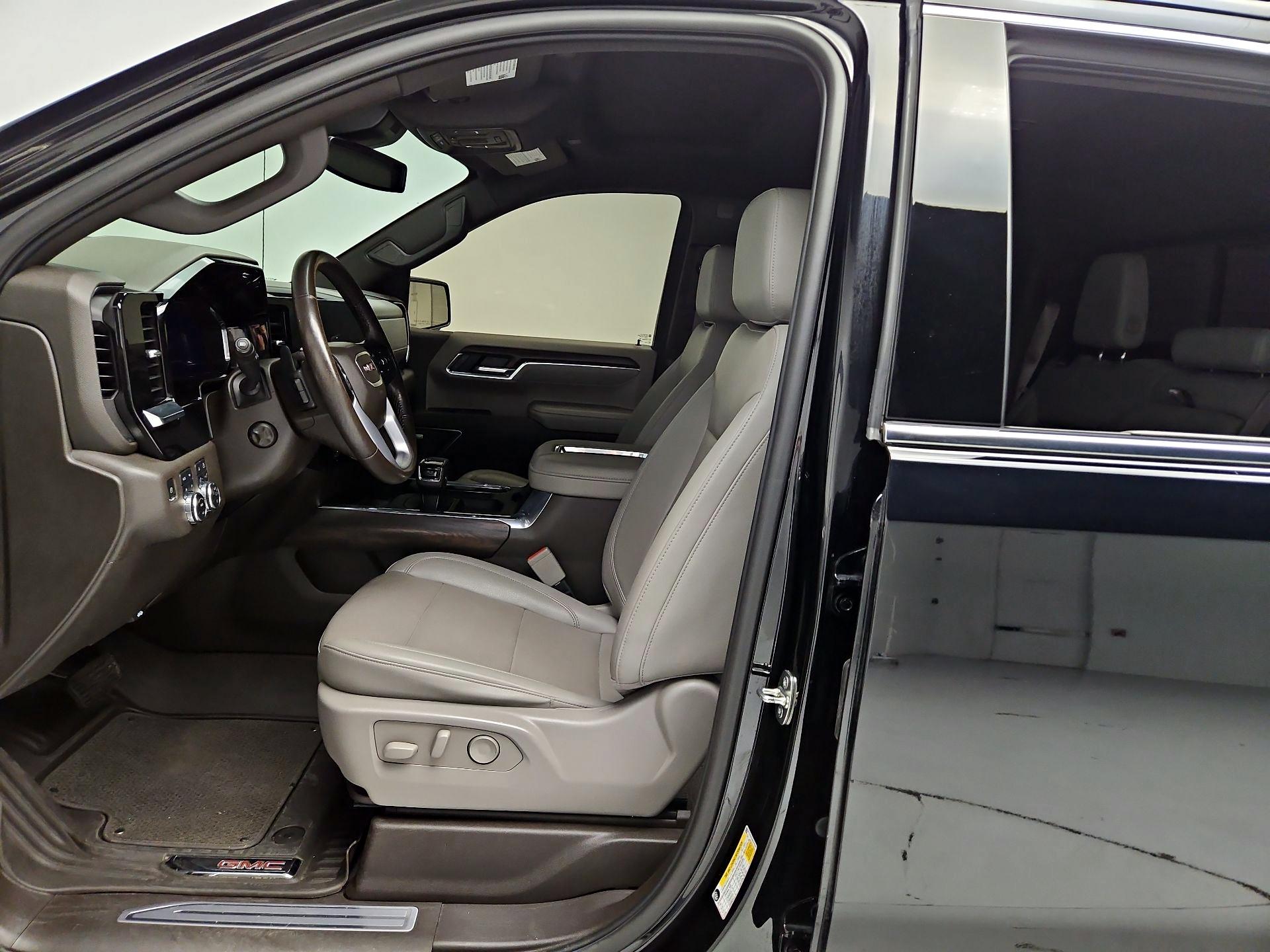 Thumbnail: 2022 GMC Sierra 1500 - 11