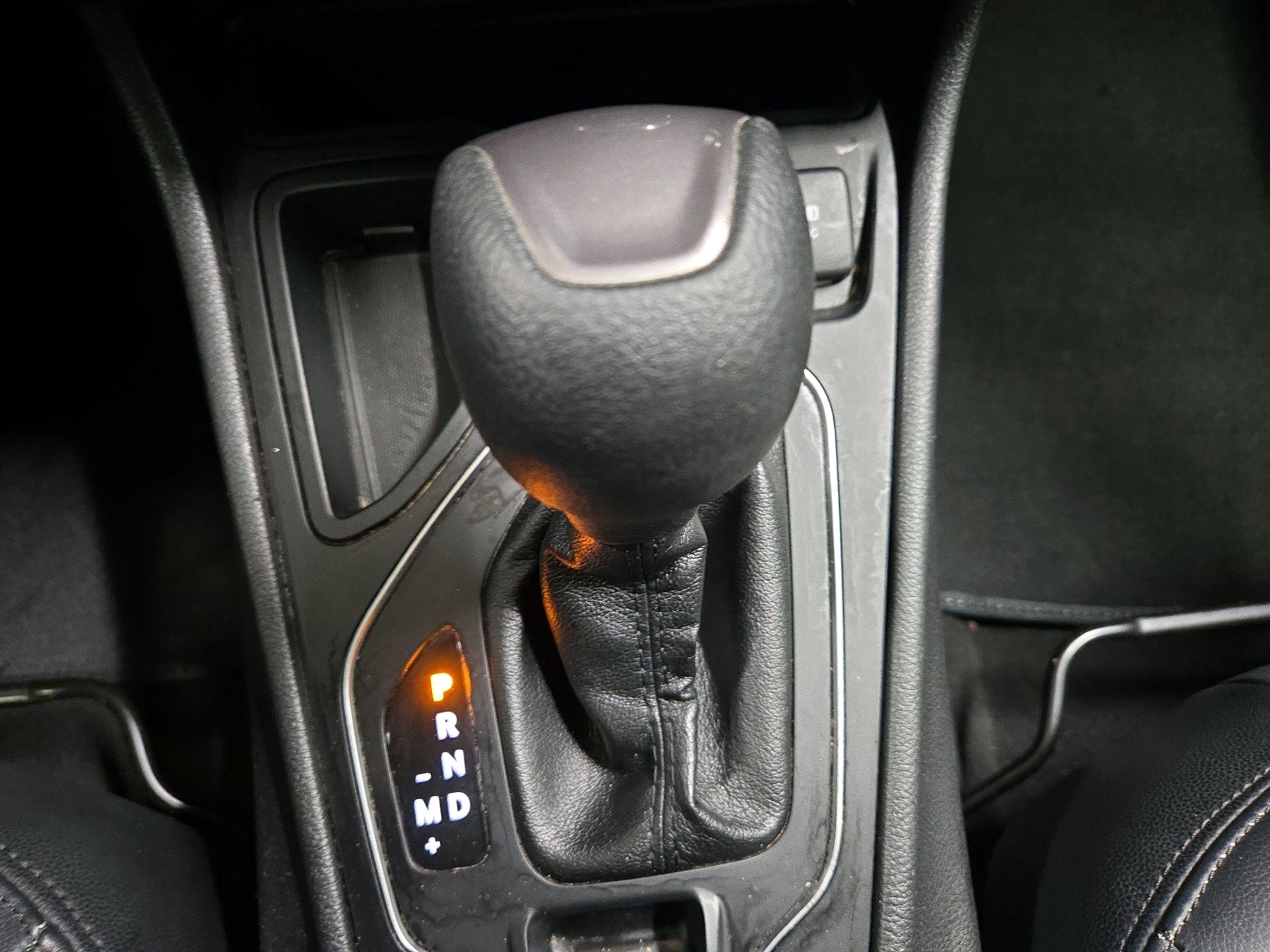 Thumbnail: 2020 Jeep Cherokee - 17