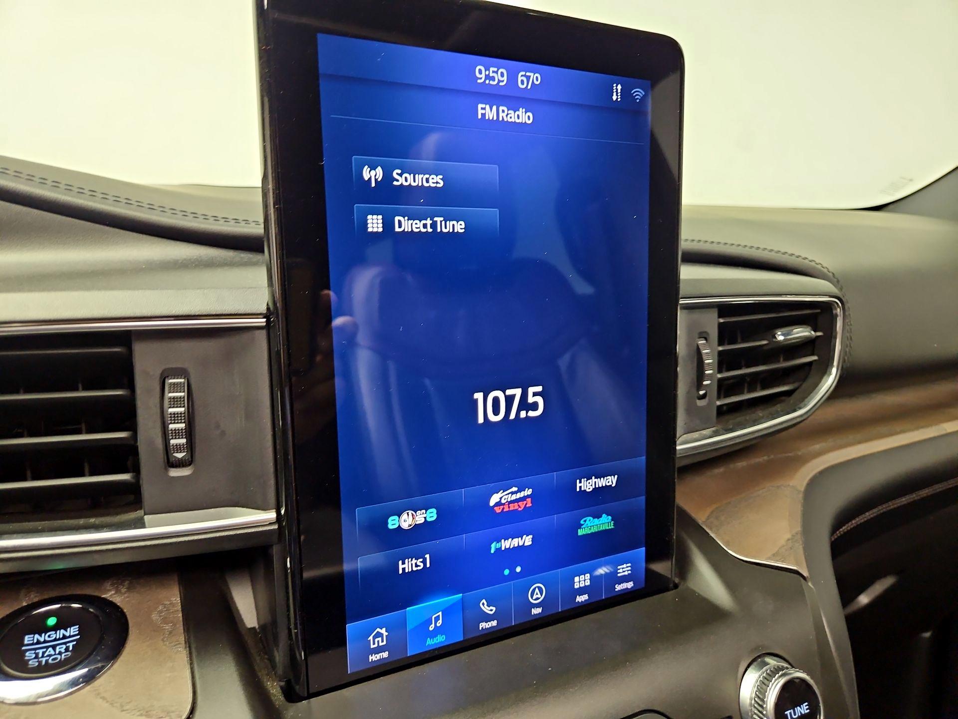 Thumbnail: 2020 Ford Explorer - 16