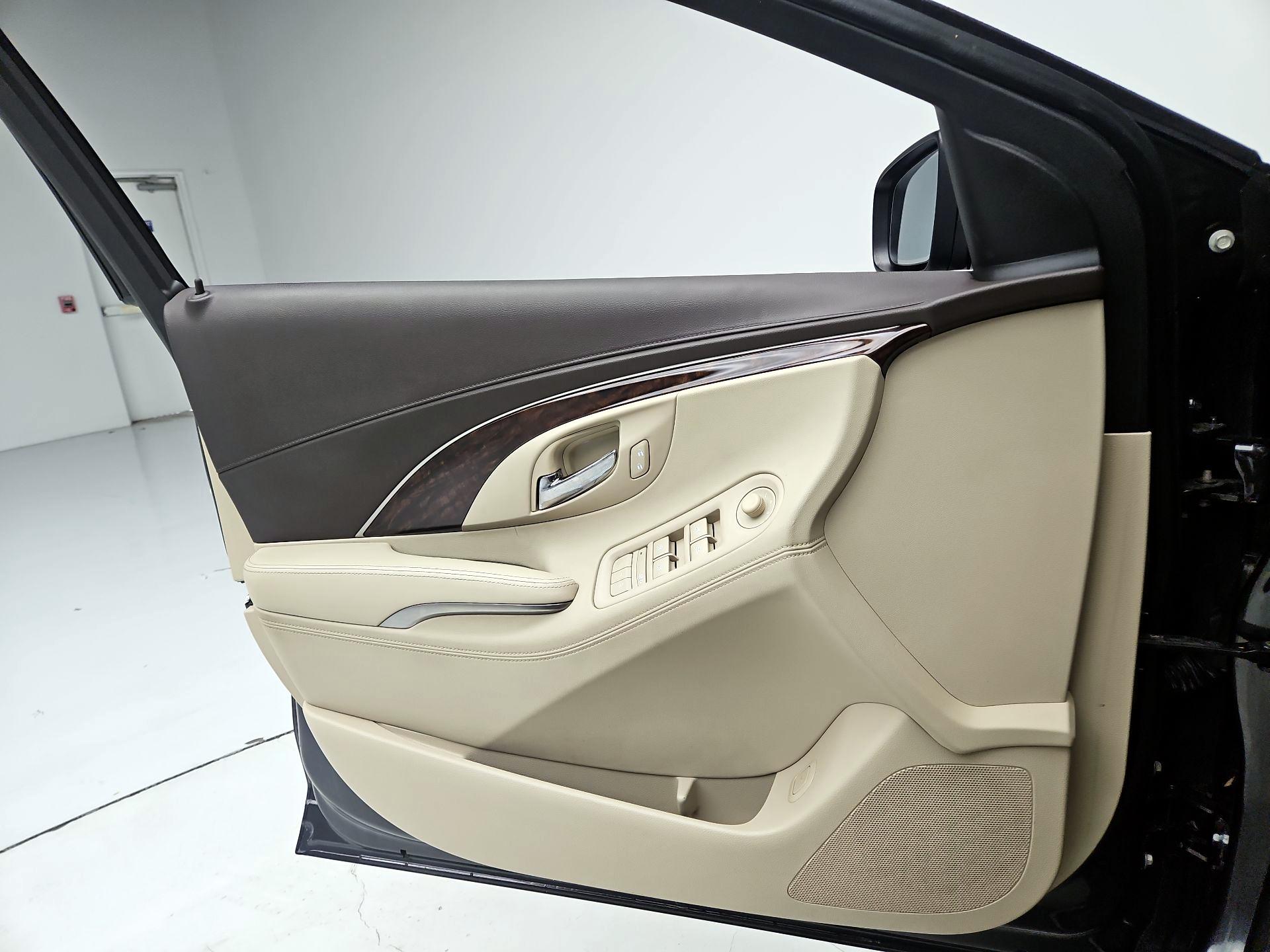 Thumbnail: 2014 Buick LaCrosse - 12