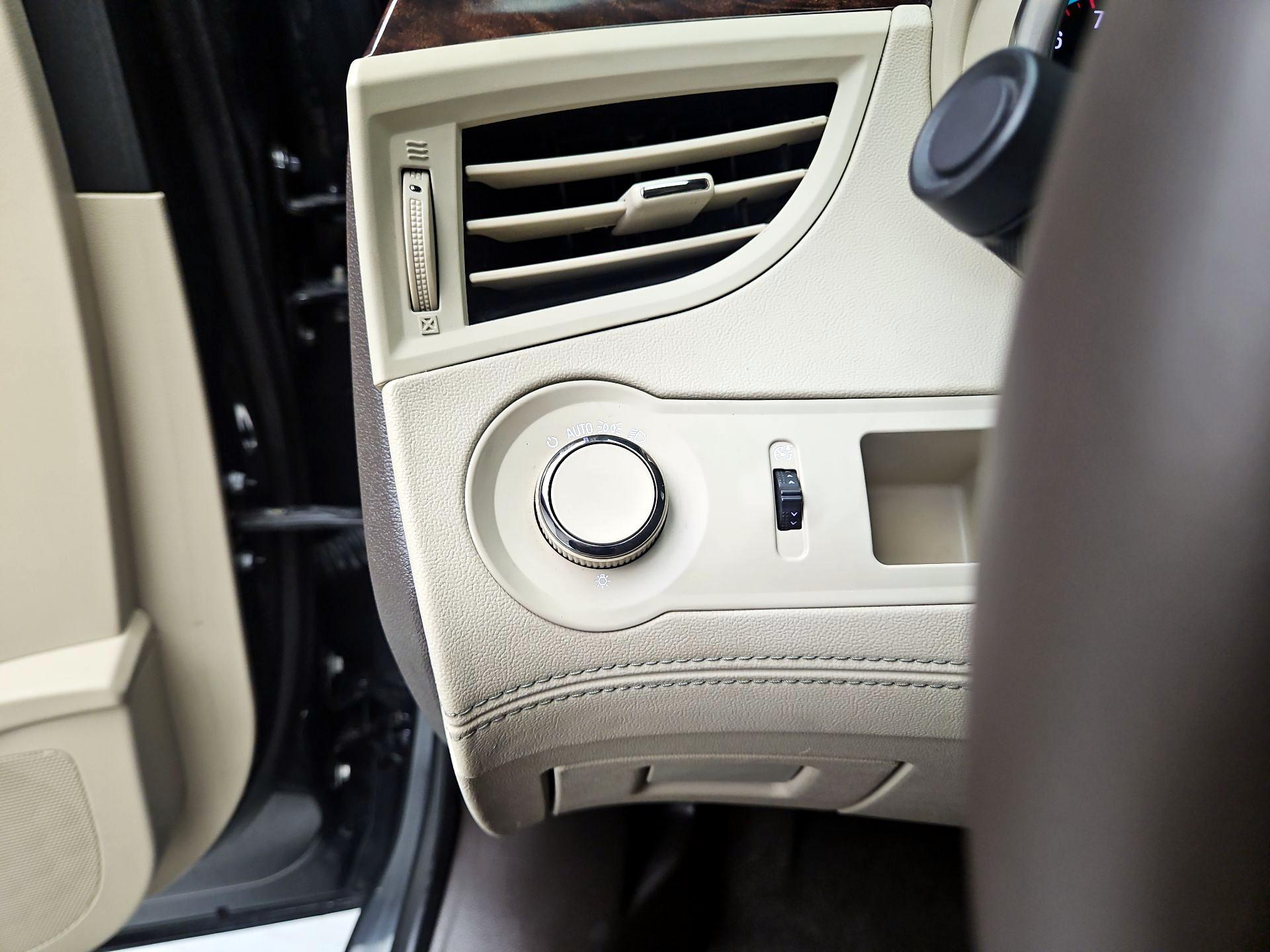 Thumbnail: 2014 Buick LaCrosse - 13