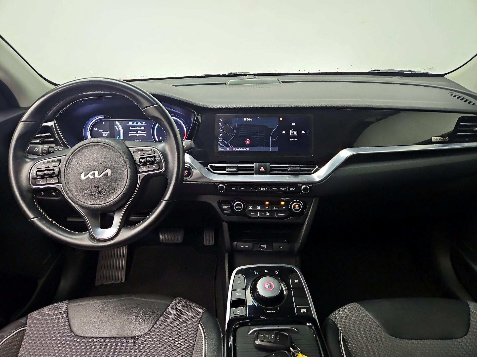 Thumbnail: 2022 Kia Niro - 9