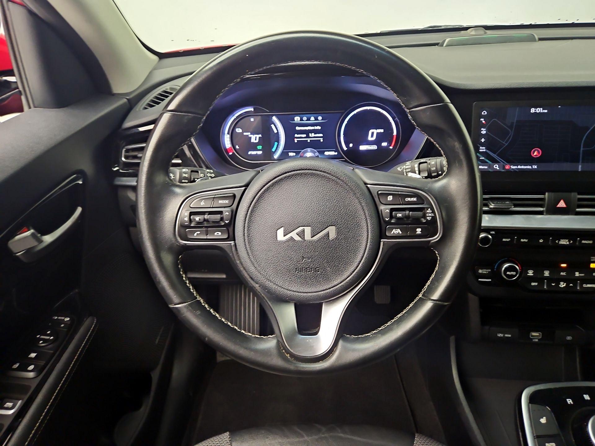Thumbnail: 2022 Kia Niro - 10