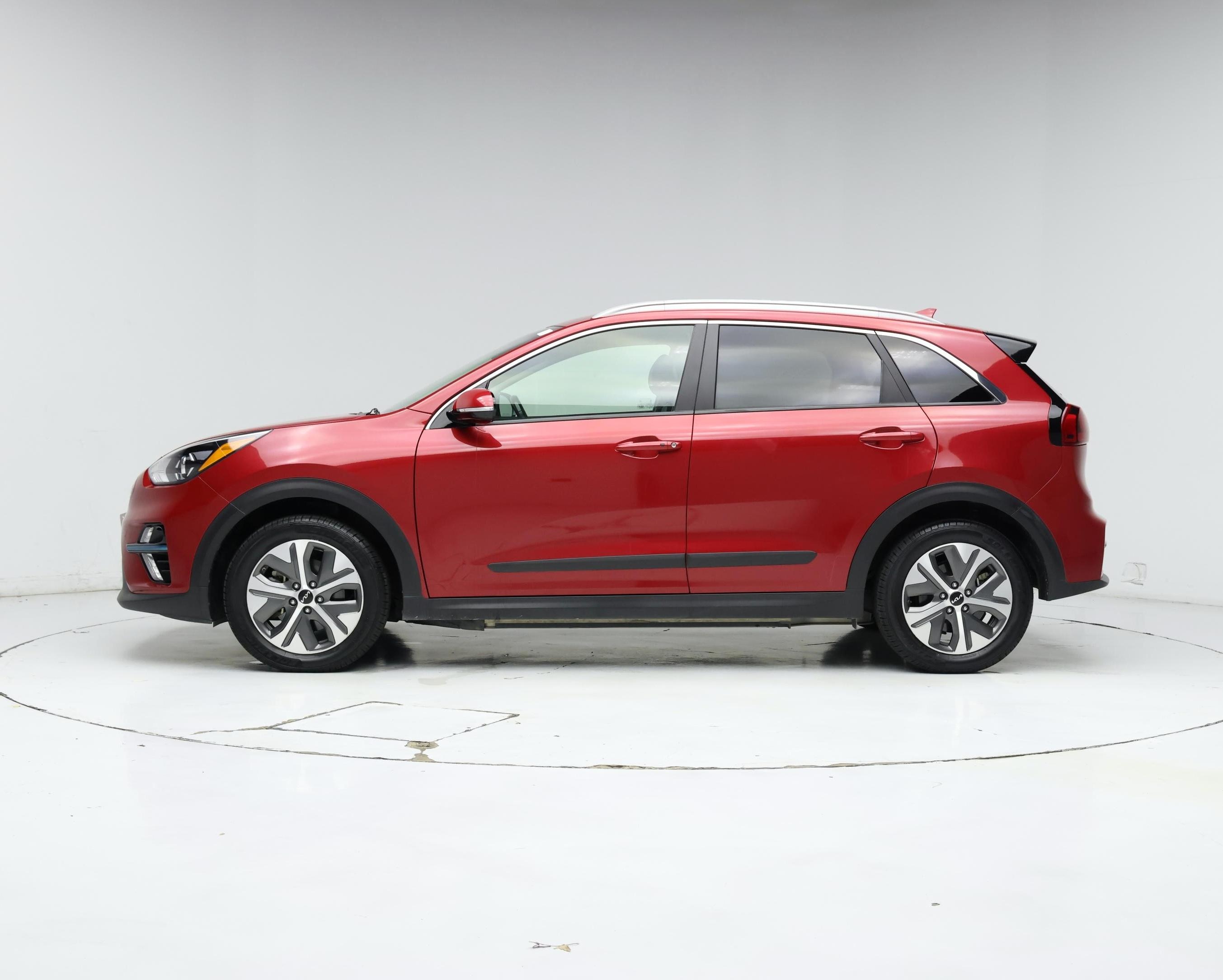 Thumbnail: 2022 Kia Niro - 3