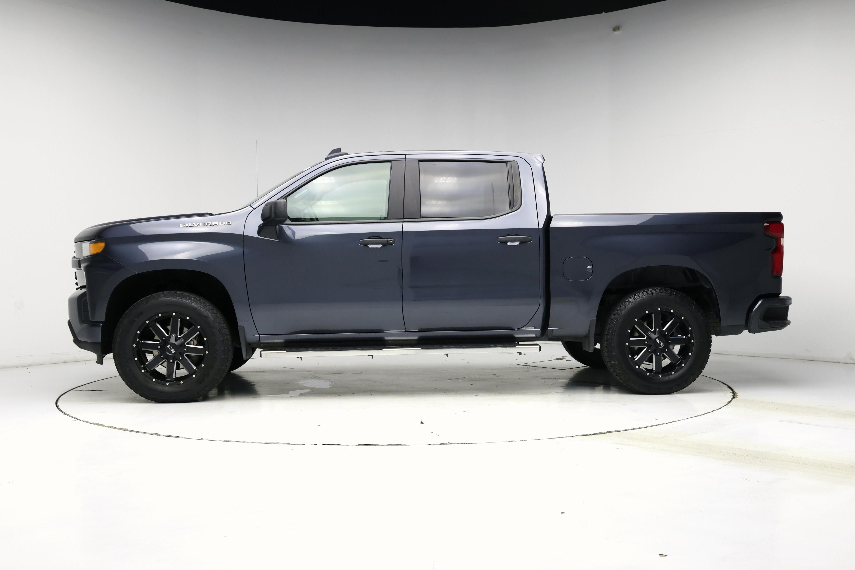 Thumbnail: 2022 Chevrolet Silverado 1500 - 3