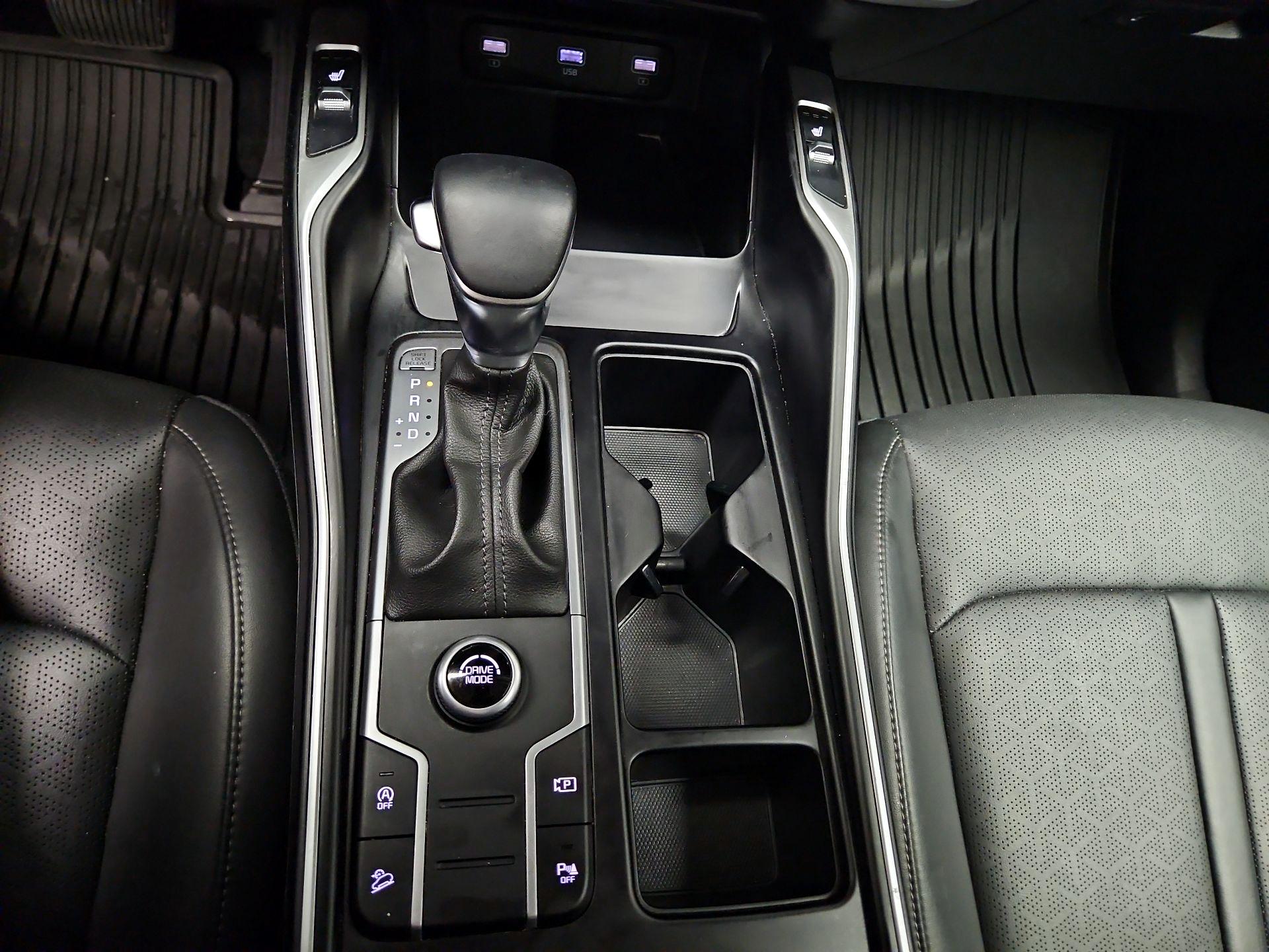 Thumbnail: 2021 Kia Sorento - 17