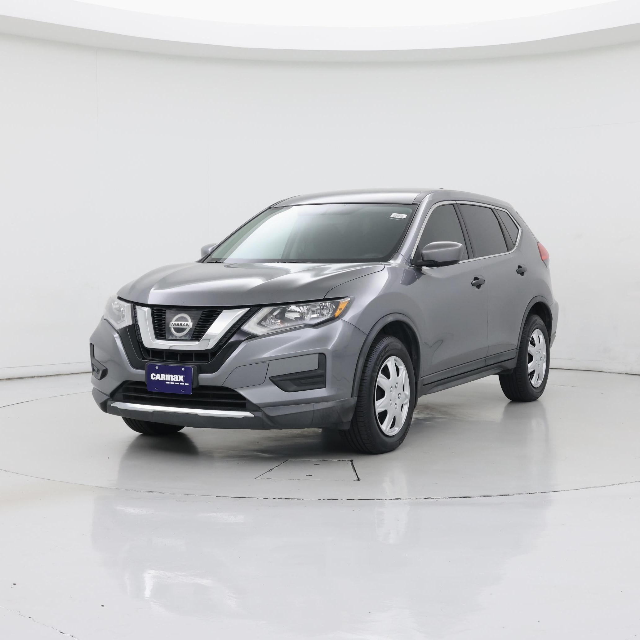 Thumbnail: 2017 Nissan Rogue - 4