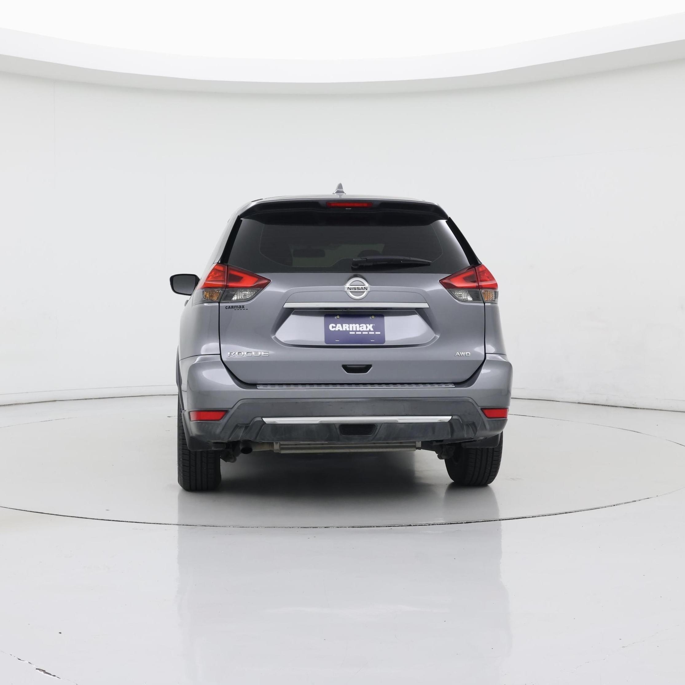 Thumbnail: 2017 Nissan Rogue - 6