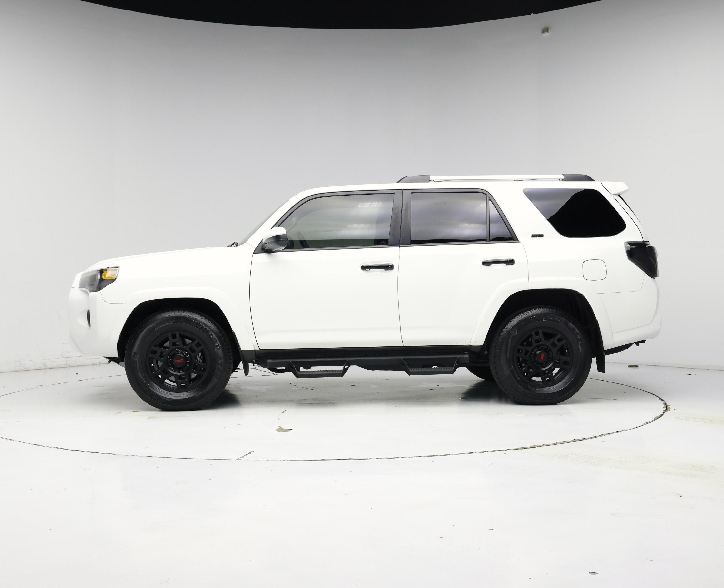 Thumbnail: 2023 Toyota 4Runner - 3