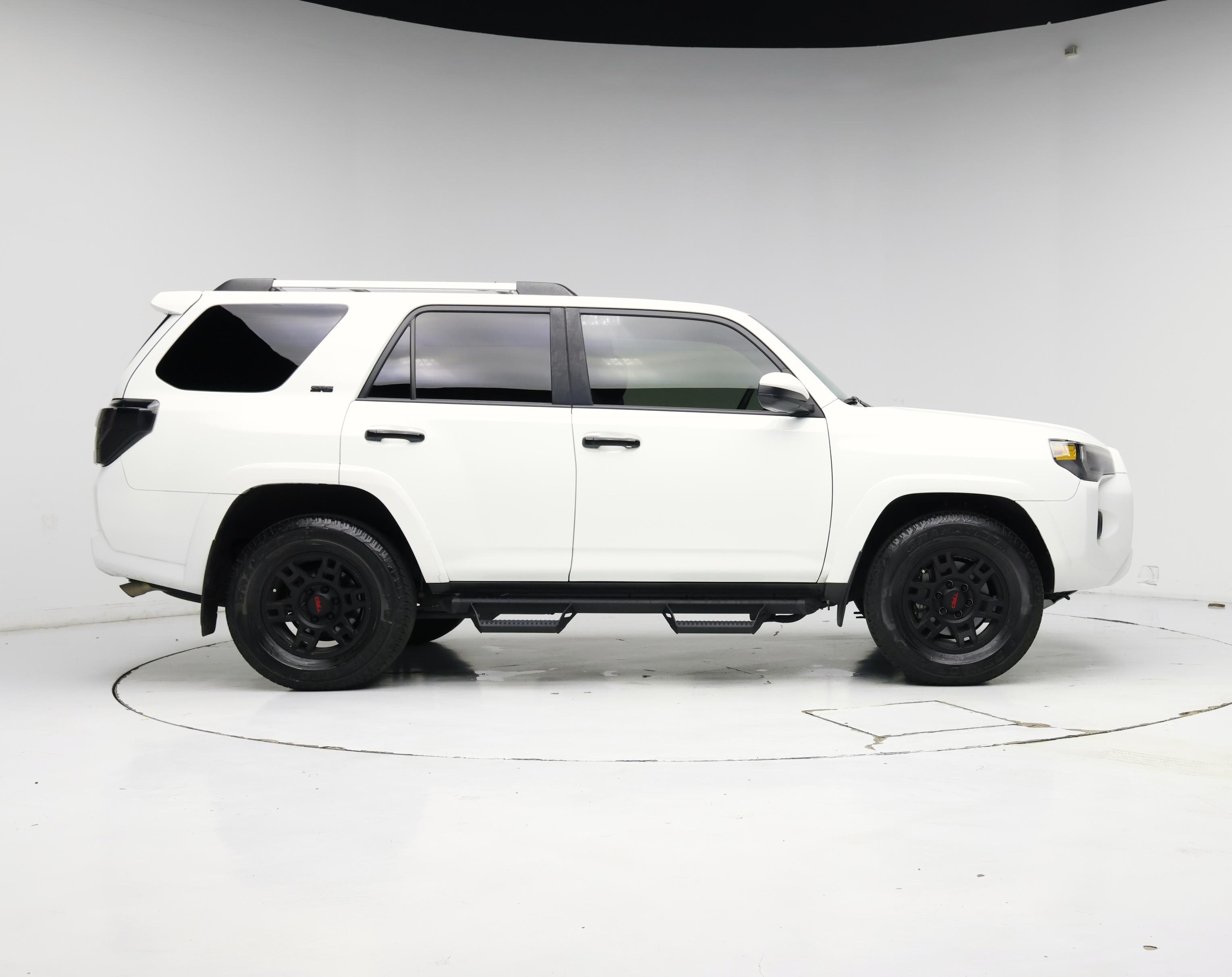 Thumbnail: 2023 Toyota 4Runner - 7